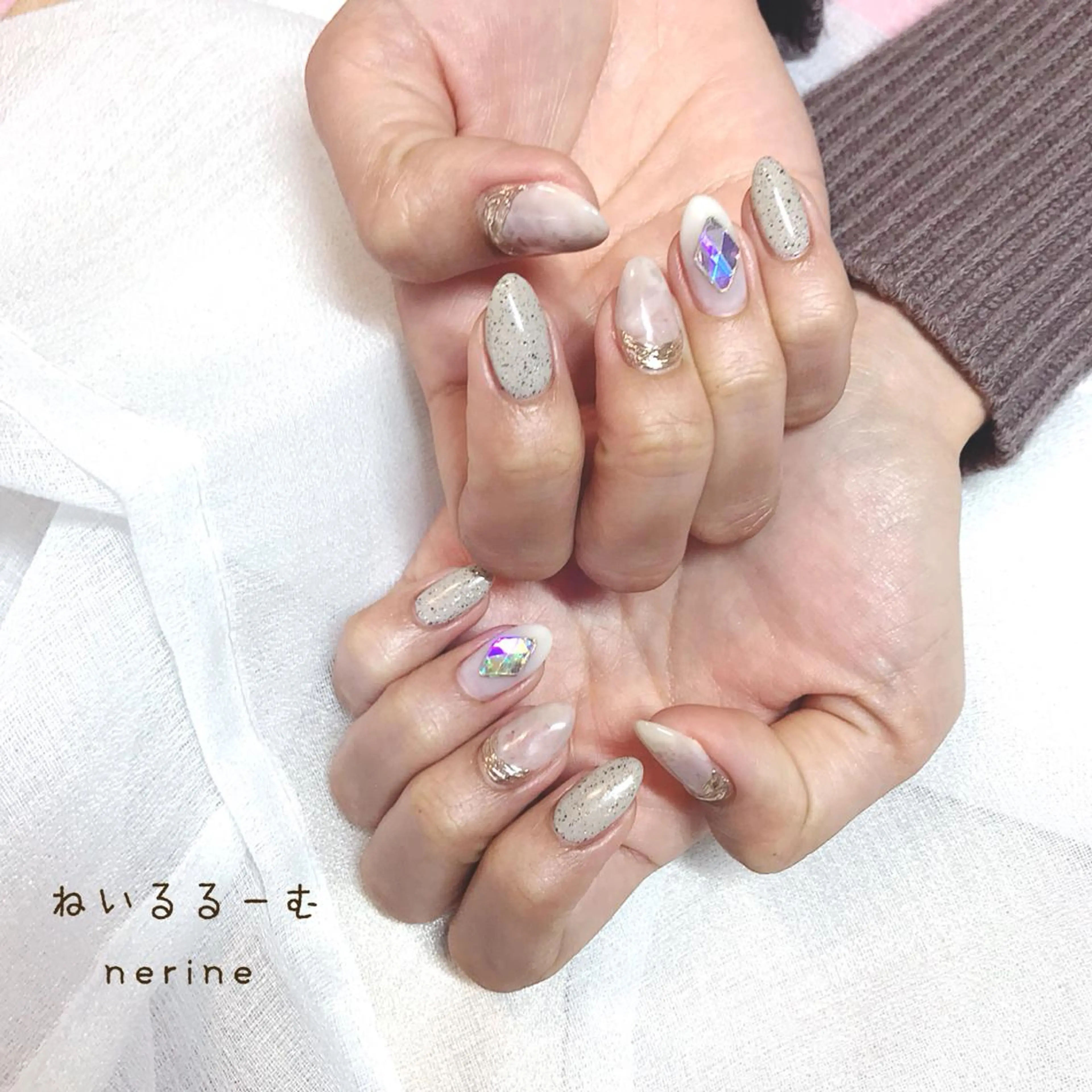 ネイル キラキラネイル NAILST Naomiのネイルデザイン