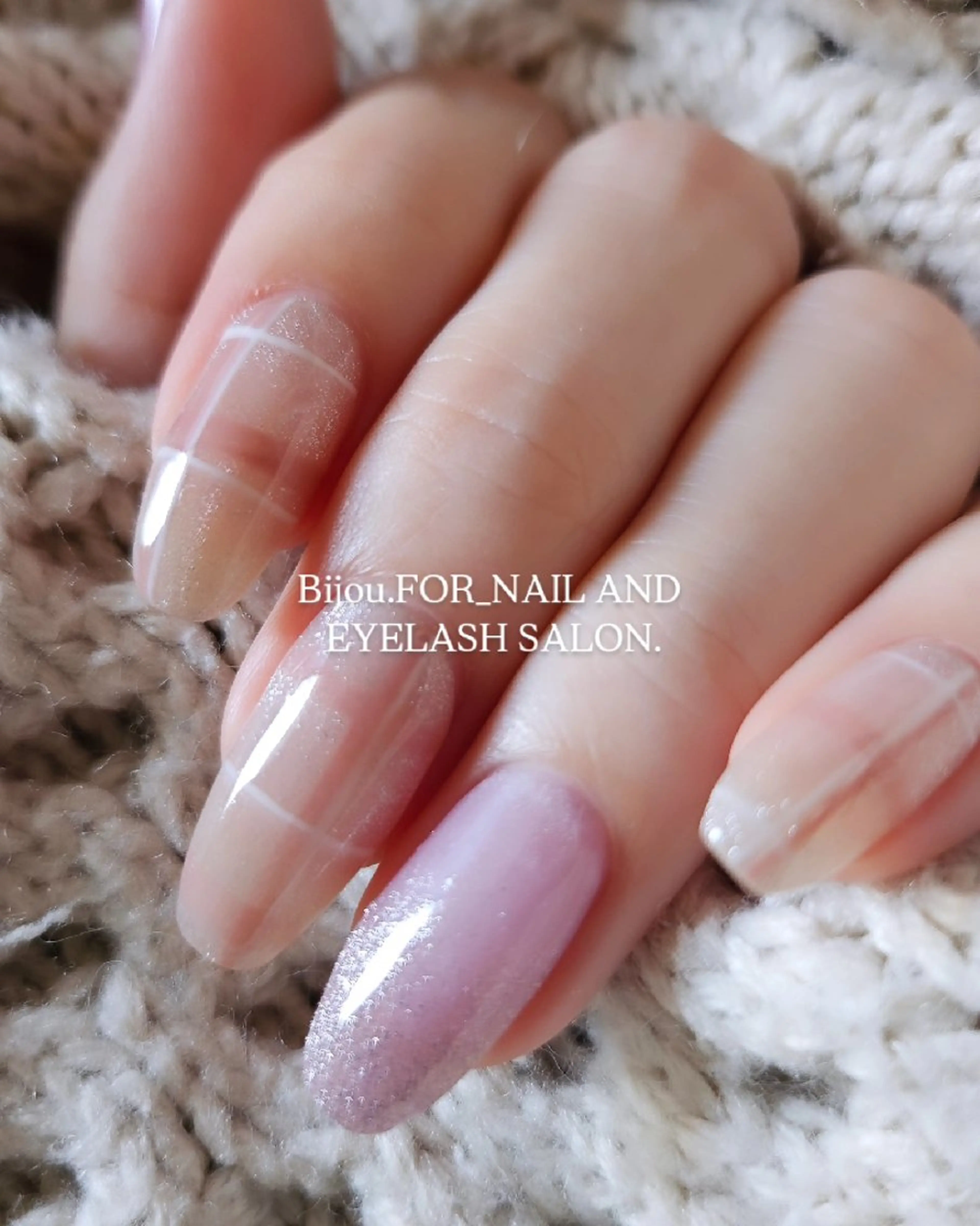 ネイル フラッシュネイル フラッシュマグ グラデーション キラキラネイル マグネットネイル ハンドネイル フットネイル Bijou. 【junjun.】のネイルデザイン