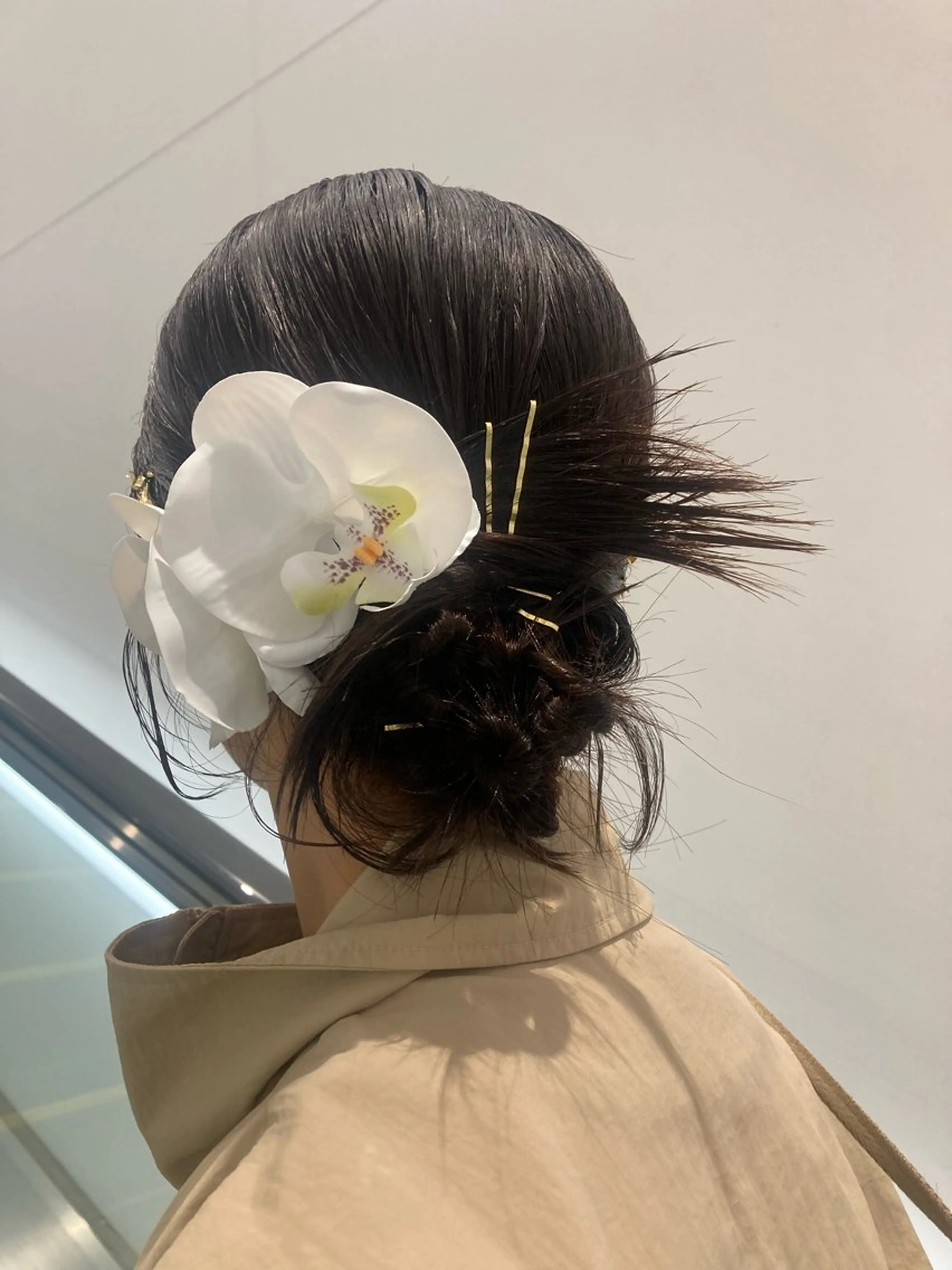 ミディアム 津田 里菜のヘアスタイル