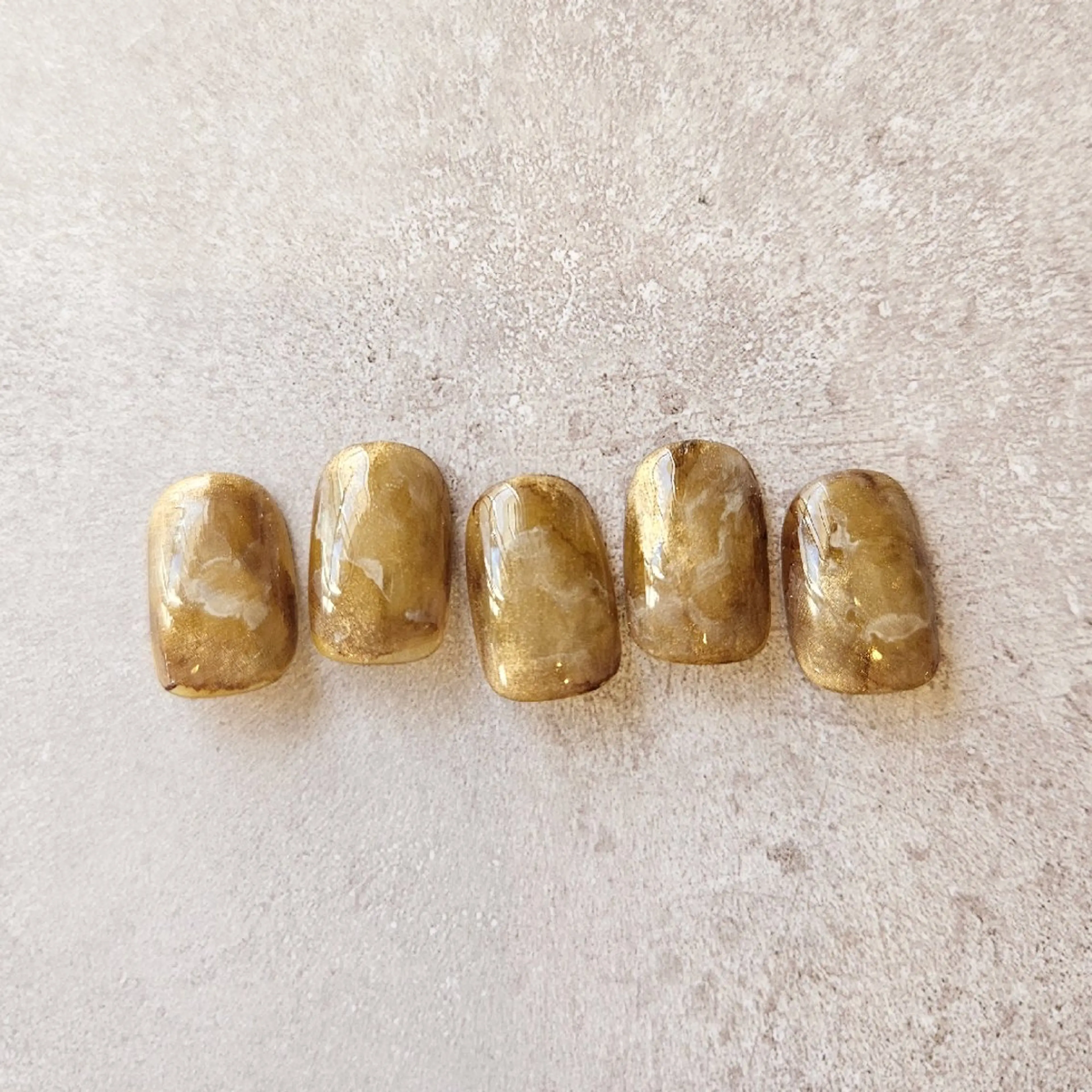 ネイル ジェルネイル ニュアンスネイル パラジェル バレンタイン 冬ネイル ハンドネイル Nailsalon manoのネイルデザイン