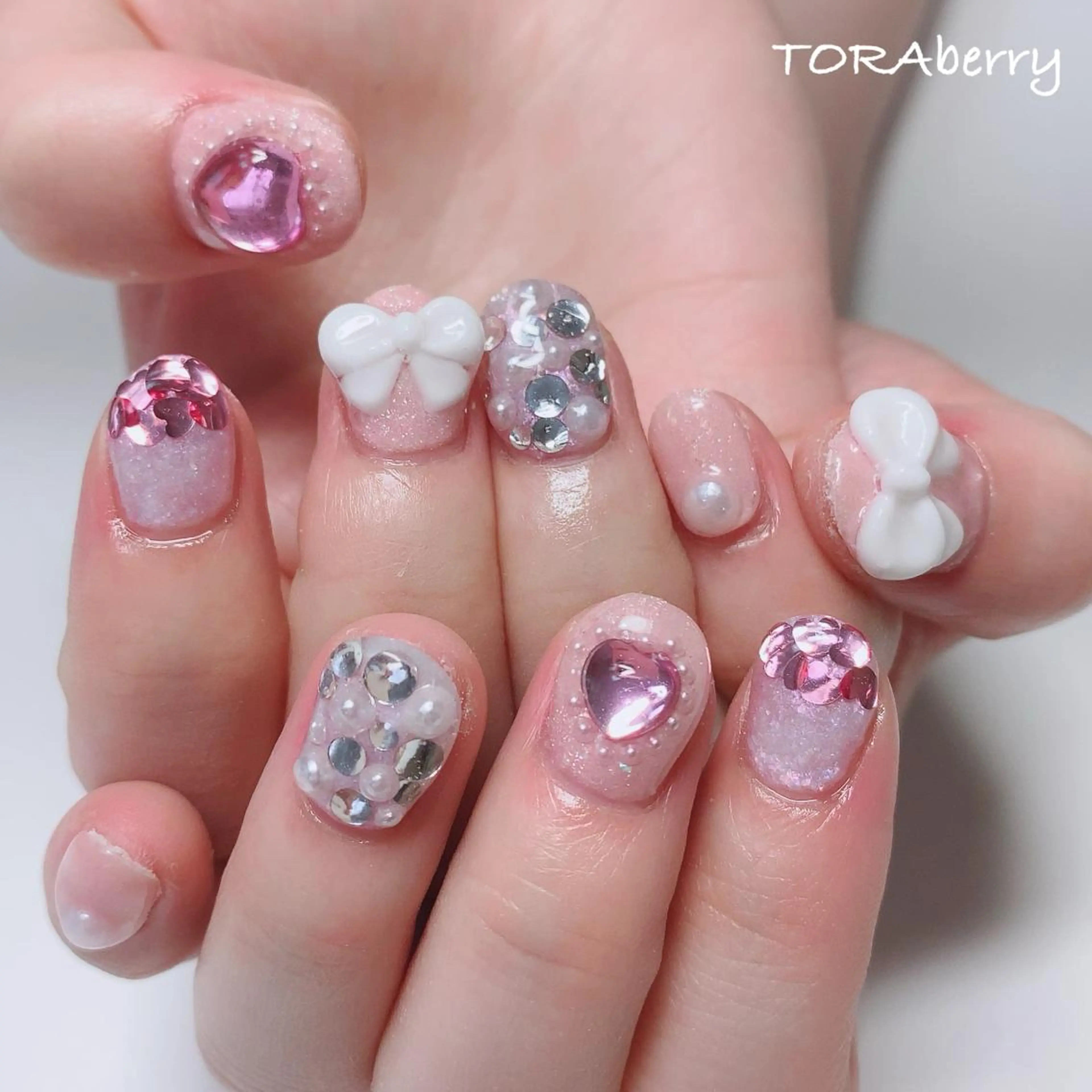 ネイル ハンドネイル ネイリスト なつみのネイルデザイン