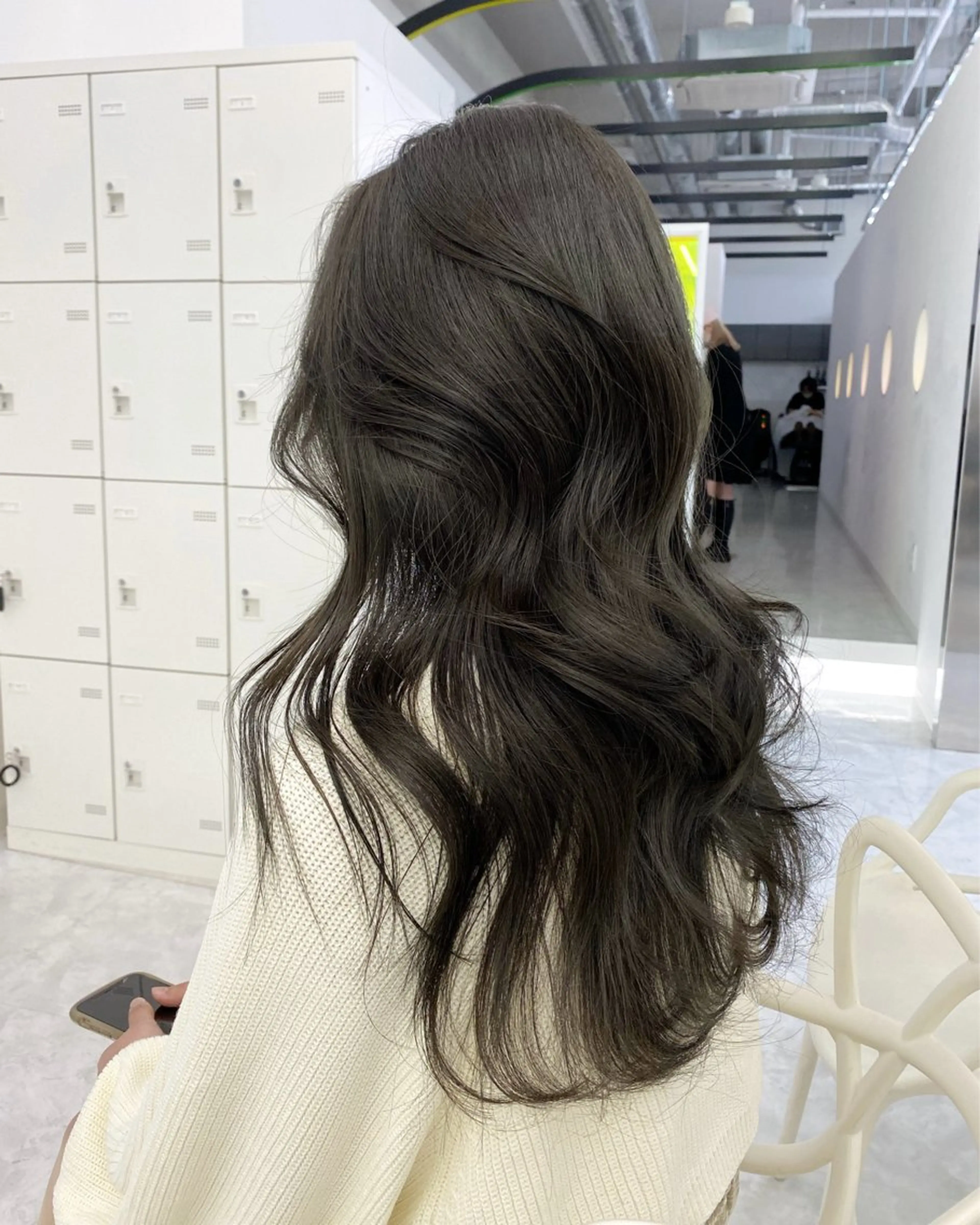 ロング カラー 韓国風ヘア レイヤーカット カット ヘアカラー トリートメント 大人っぽ韓国レディ レイヤー🤍渋谷のヘアスタイル