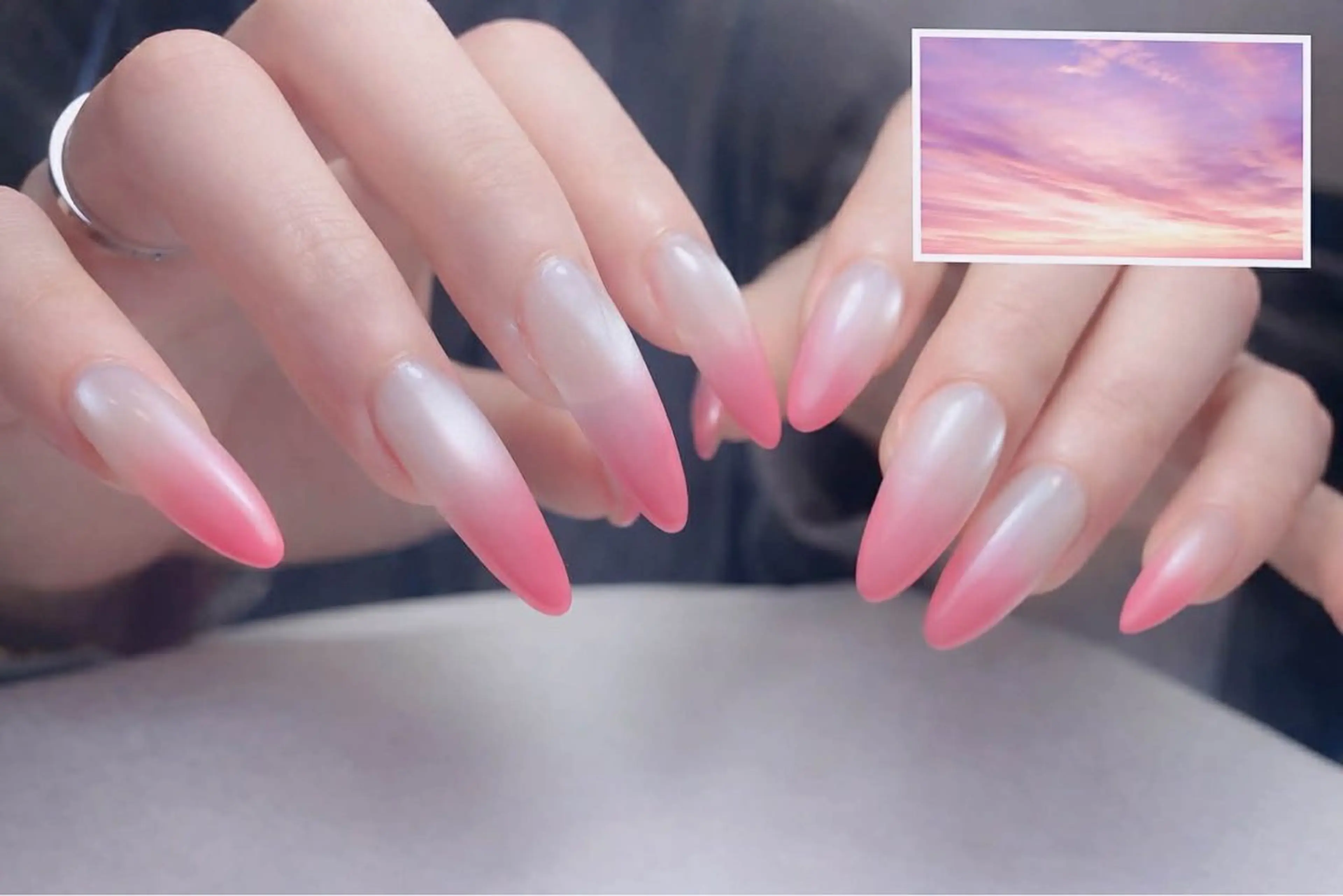 ネイル アートネイル オーロラネイル 成人式 フレンチネイル ジェルネイル ハンドネイル 中野駅から2分 MEO NAILのネイルデザイン