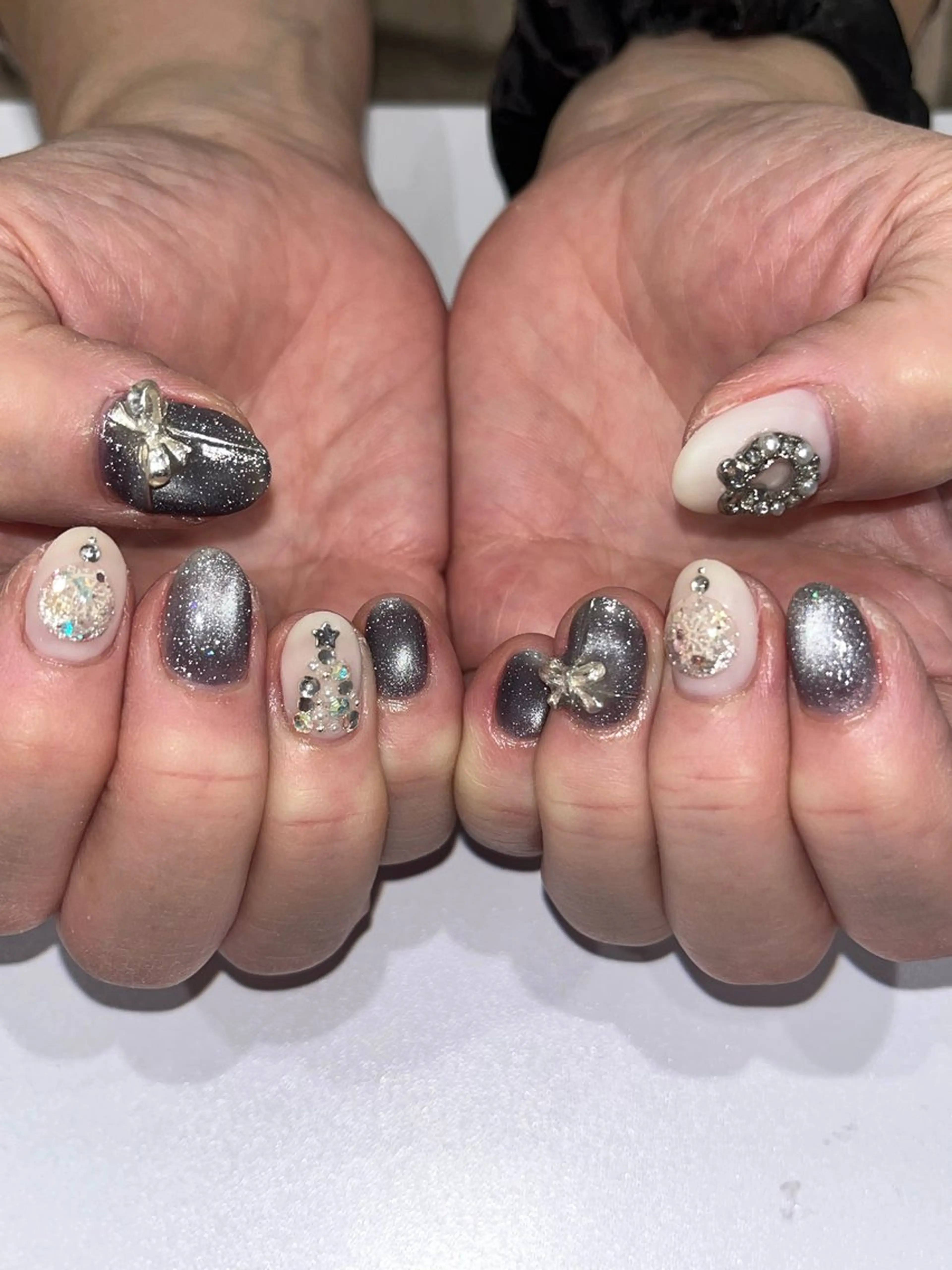 ネイル ハンドネイル ハンドケア FUKA🥂✨ 個性派⌇アートネイルのネイルデザイン