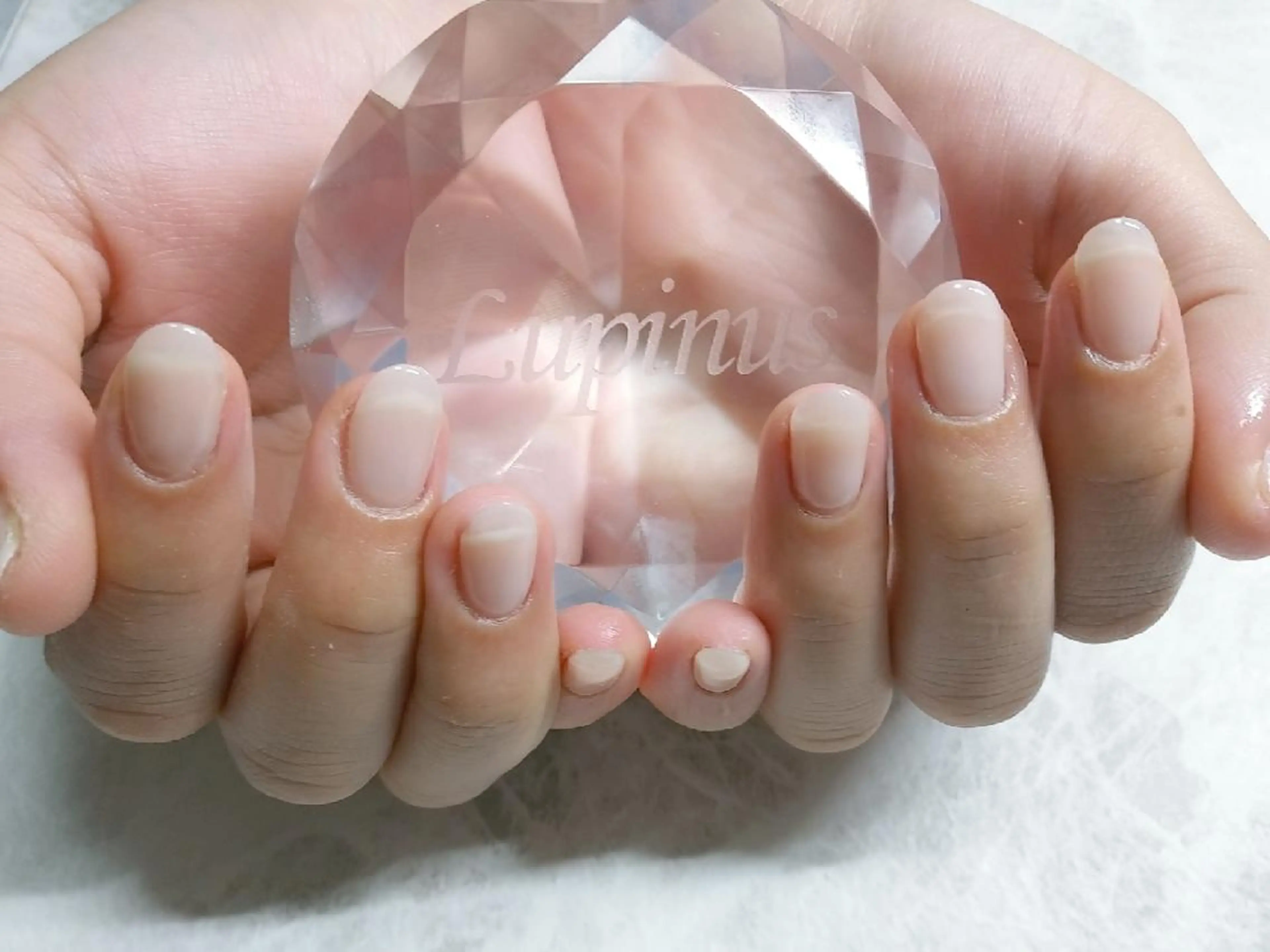 ネイル ワンカラーネイル ホワイト ハンドネイル フットネイル Lupinus ルピナスのネイルデザイン