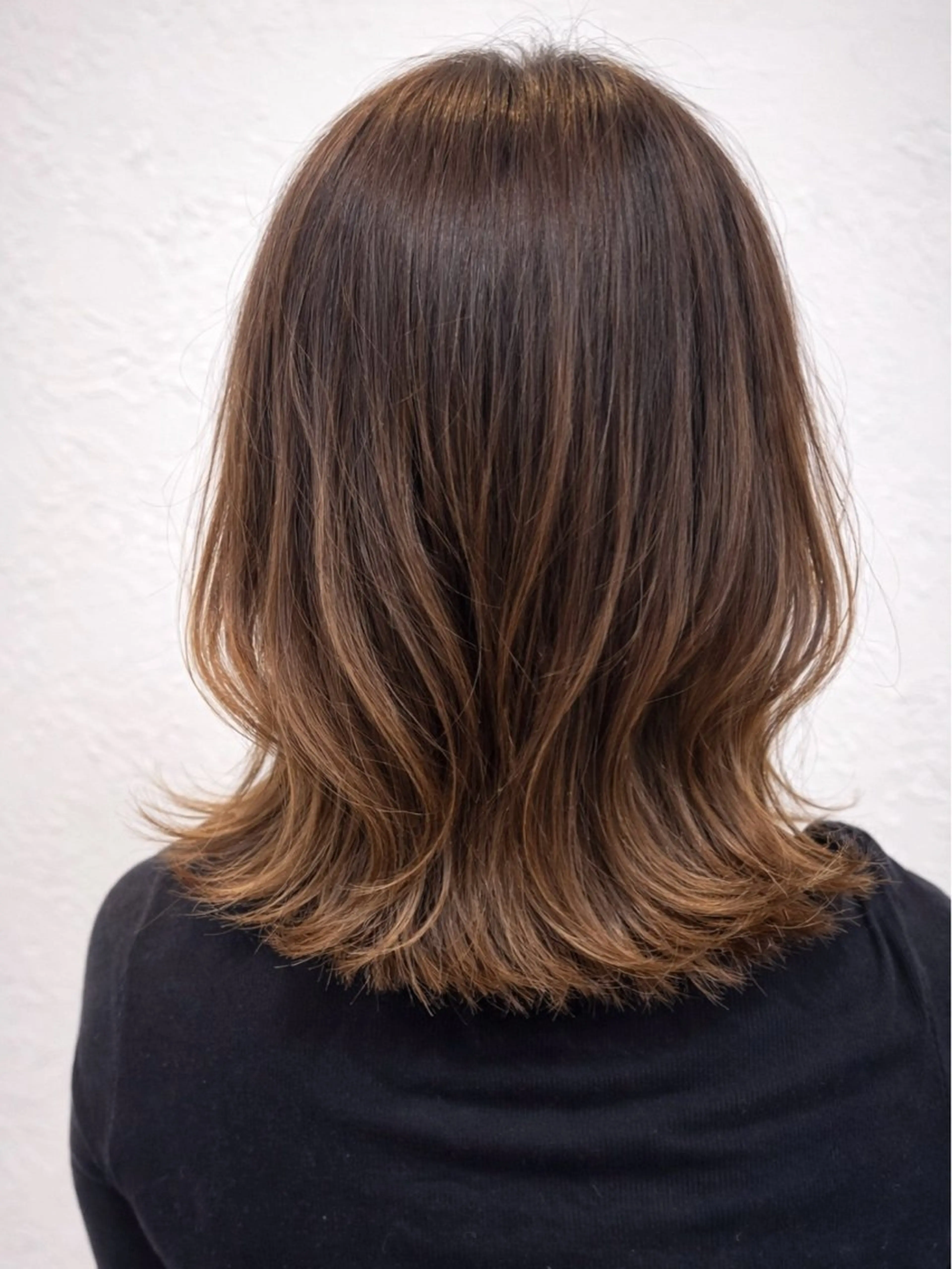 ミディアム カラー ブリーチ ダブルカラー イヤリングカラー イルミナカラー インナーカラー カット ヘアカラー トリートメント 中原由貴 /WILLOW京橋のヘアスタイル