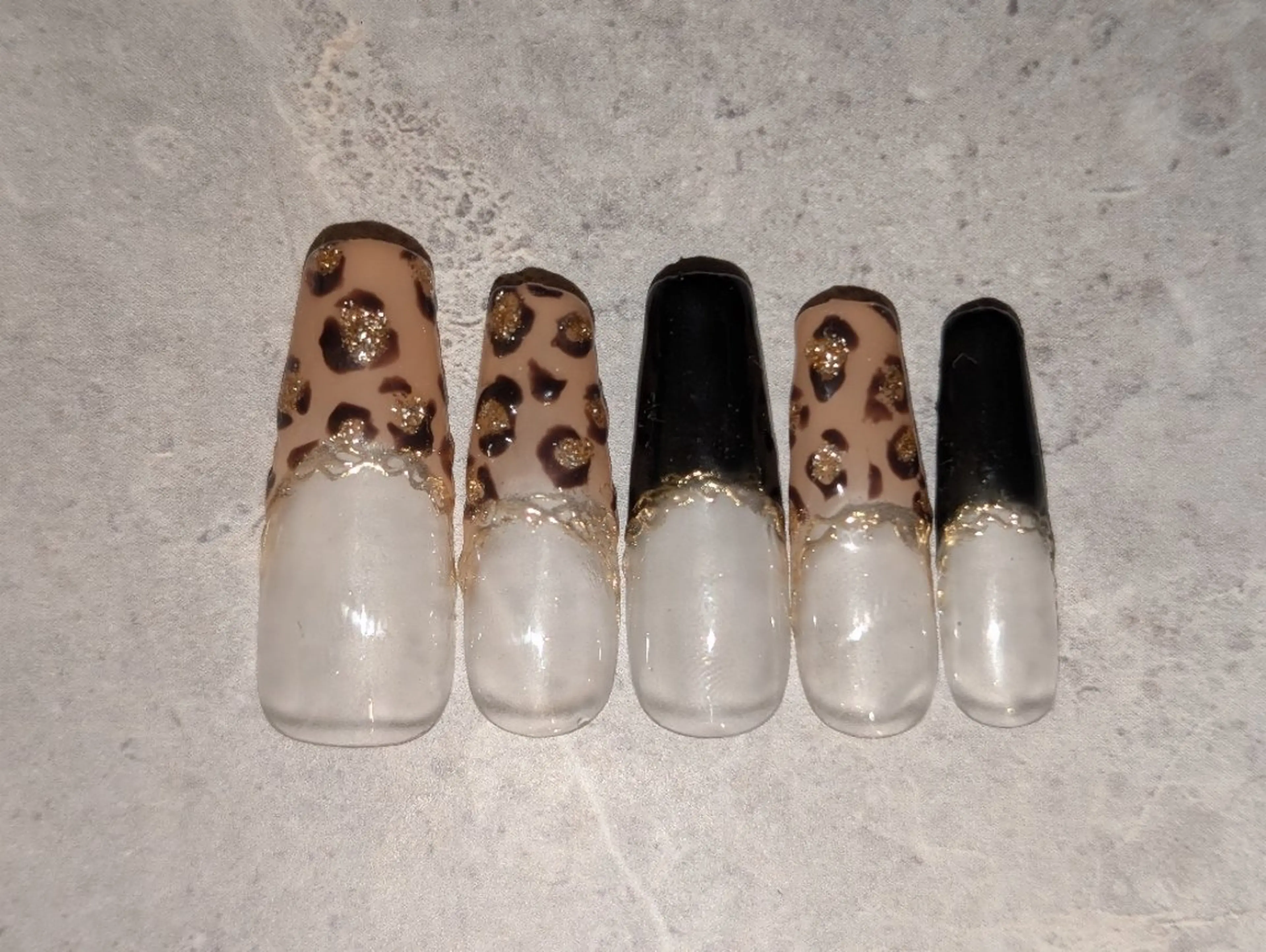 ネイル ⚜️salon tiele⚜️Ayaのネイルデザイン