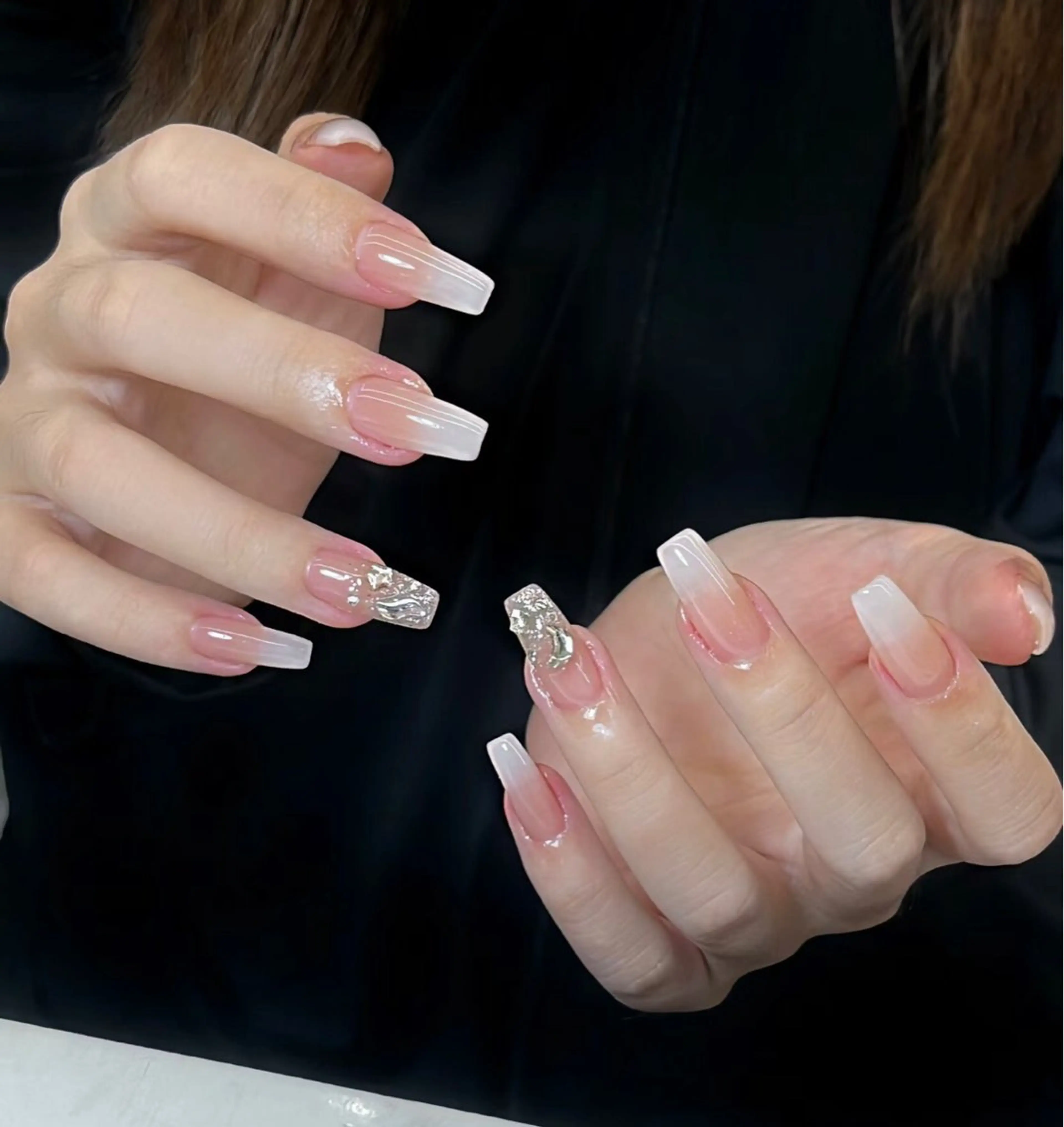 カラー ハンドネイル エリ🫧 nail池袋東口のネイルデザイン