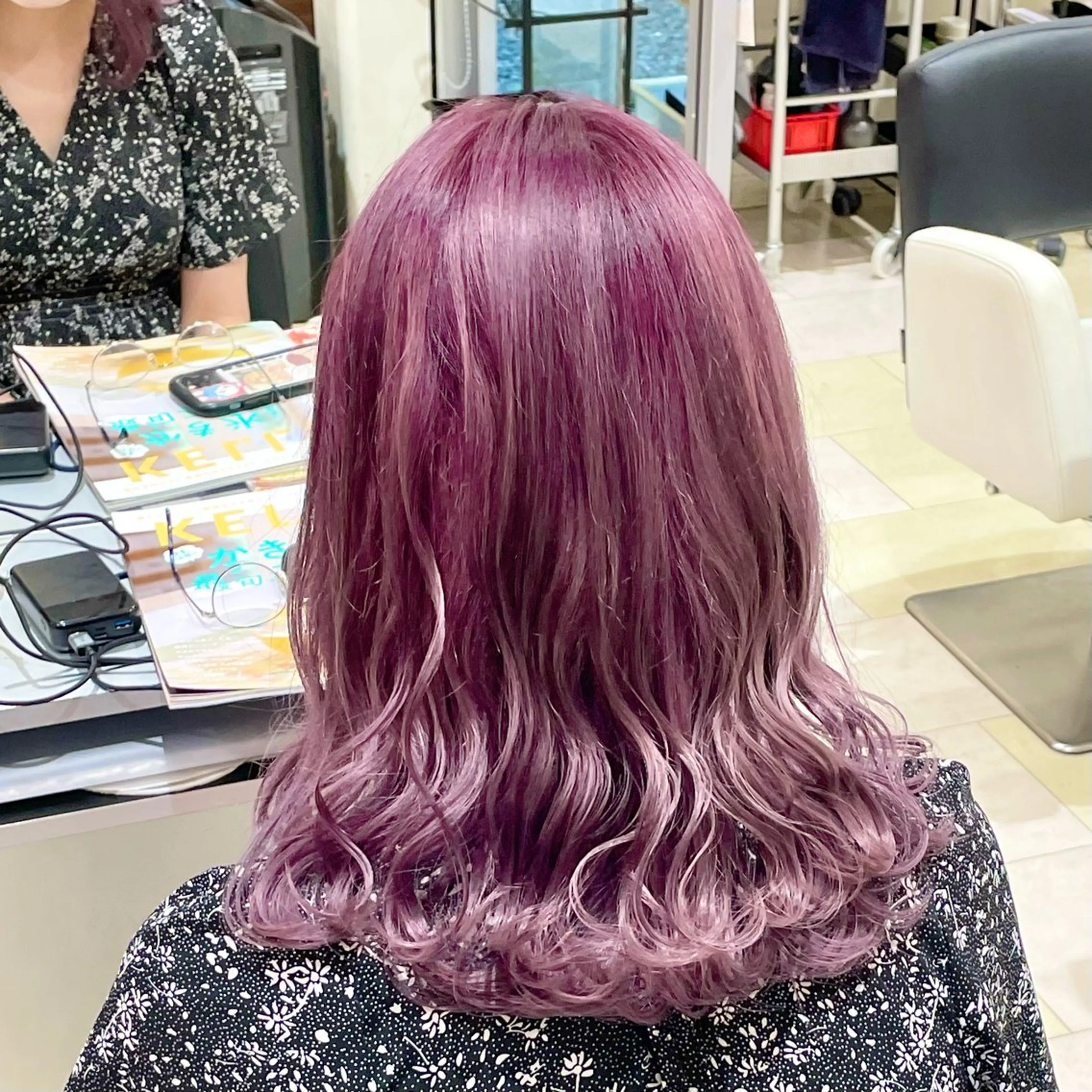 ケアブリーチ＋カラー＋カットの写真