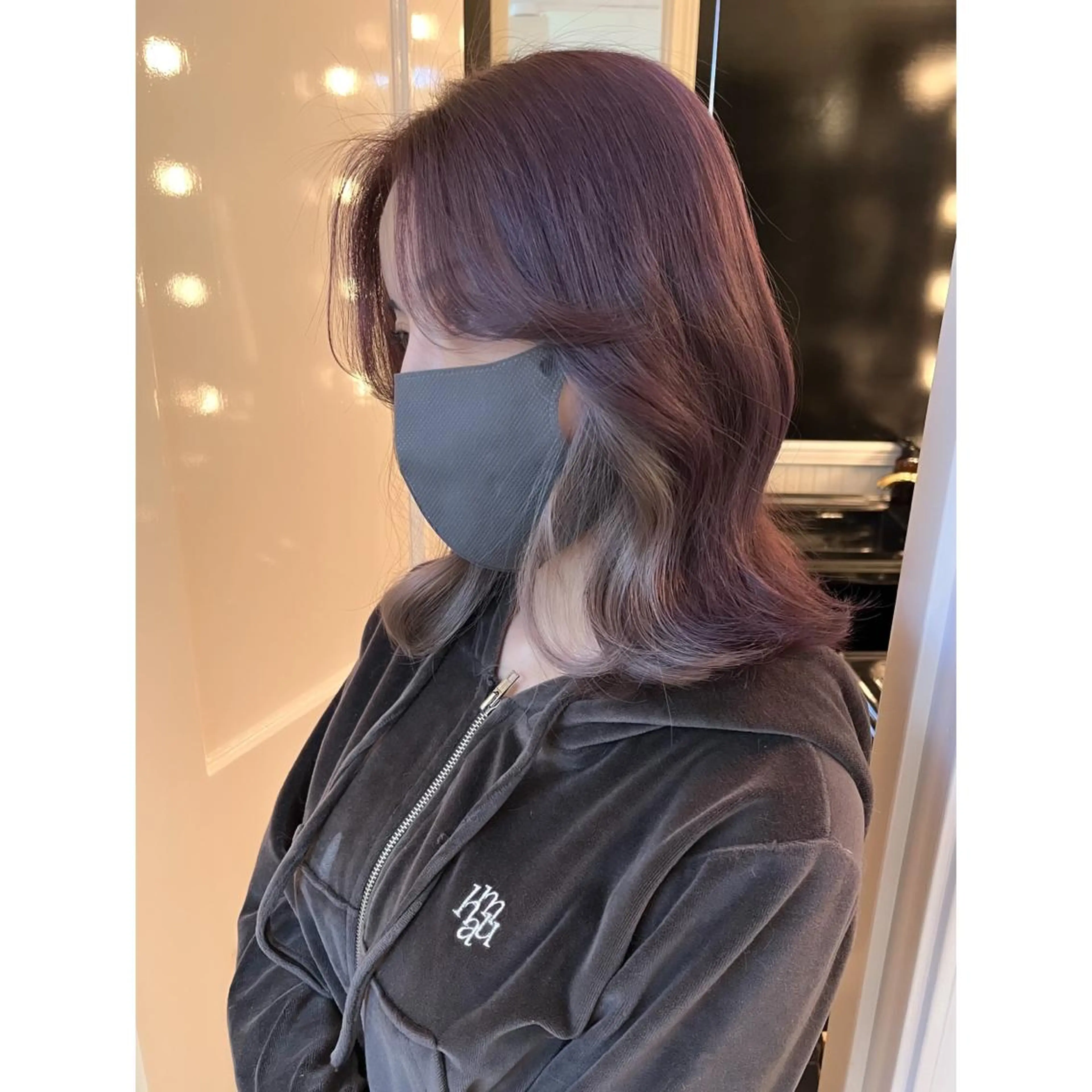 ミディアム カラー ブリーチ ヘアカラー LOTTA CUCCI所属・miyu /トレンド カラー×艶髪のヘアスタイル