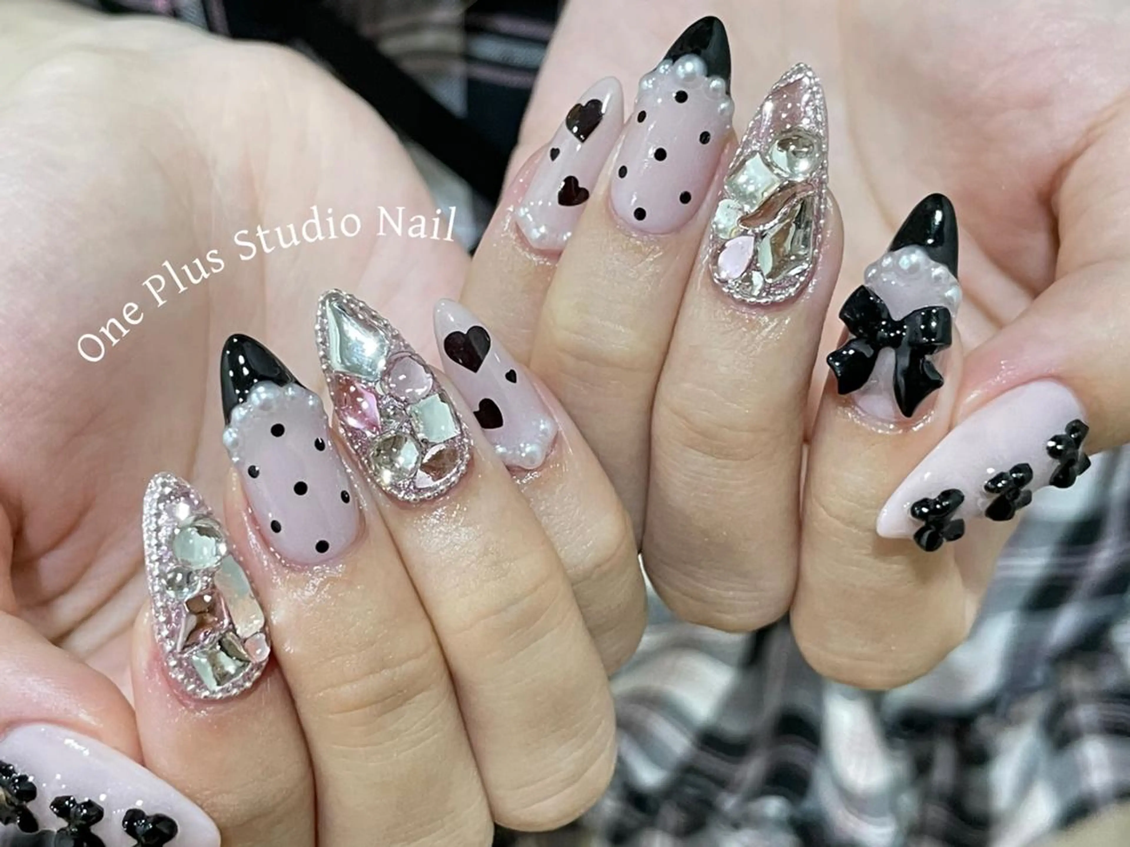 ネイル アートネイル オーロラネイル ガーリー キラキラネイル 韓国ネイル haruka 🧸のネイルデザイン