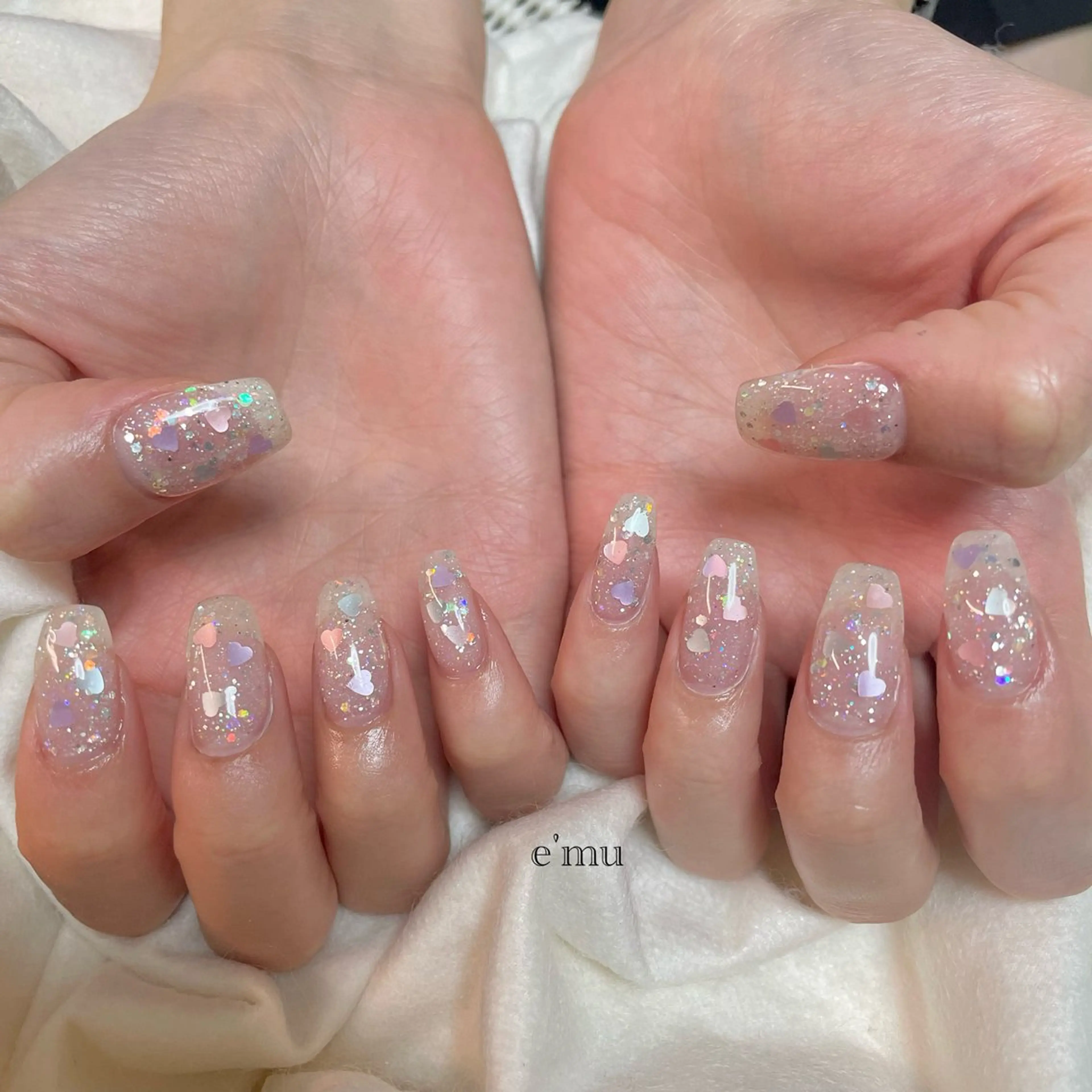 ネイル ハート キラキラネイル ハンドネイル nail salon e'mu💐のネイルデザイン