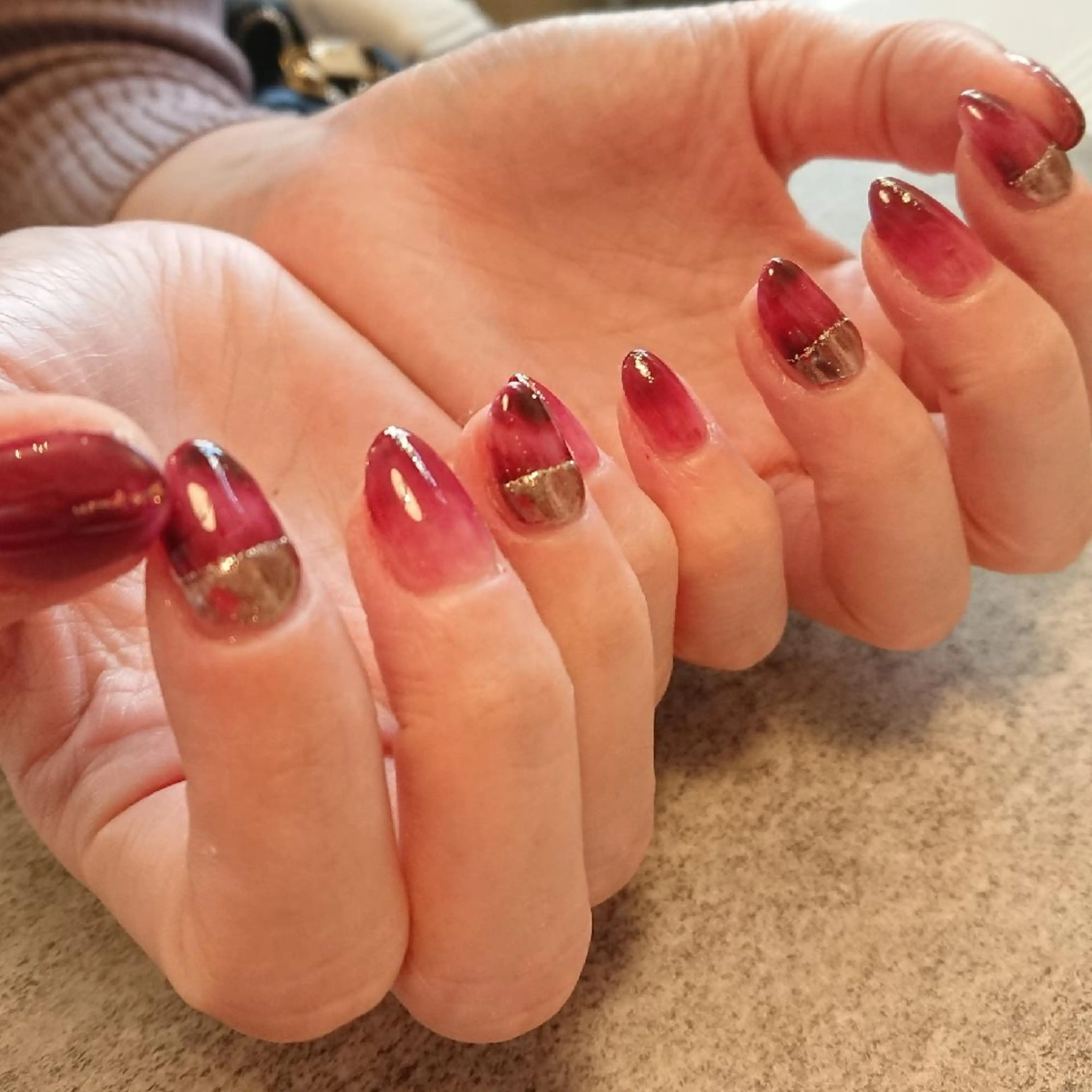 ネイル ジェヌインネイル 河内のネイルデザイン