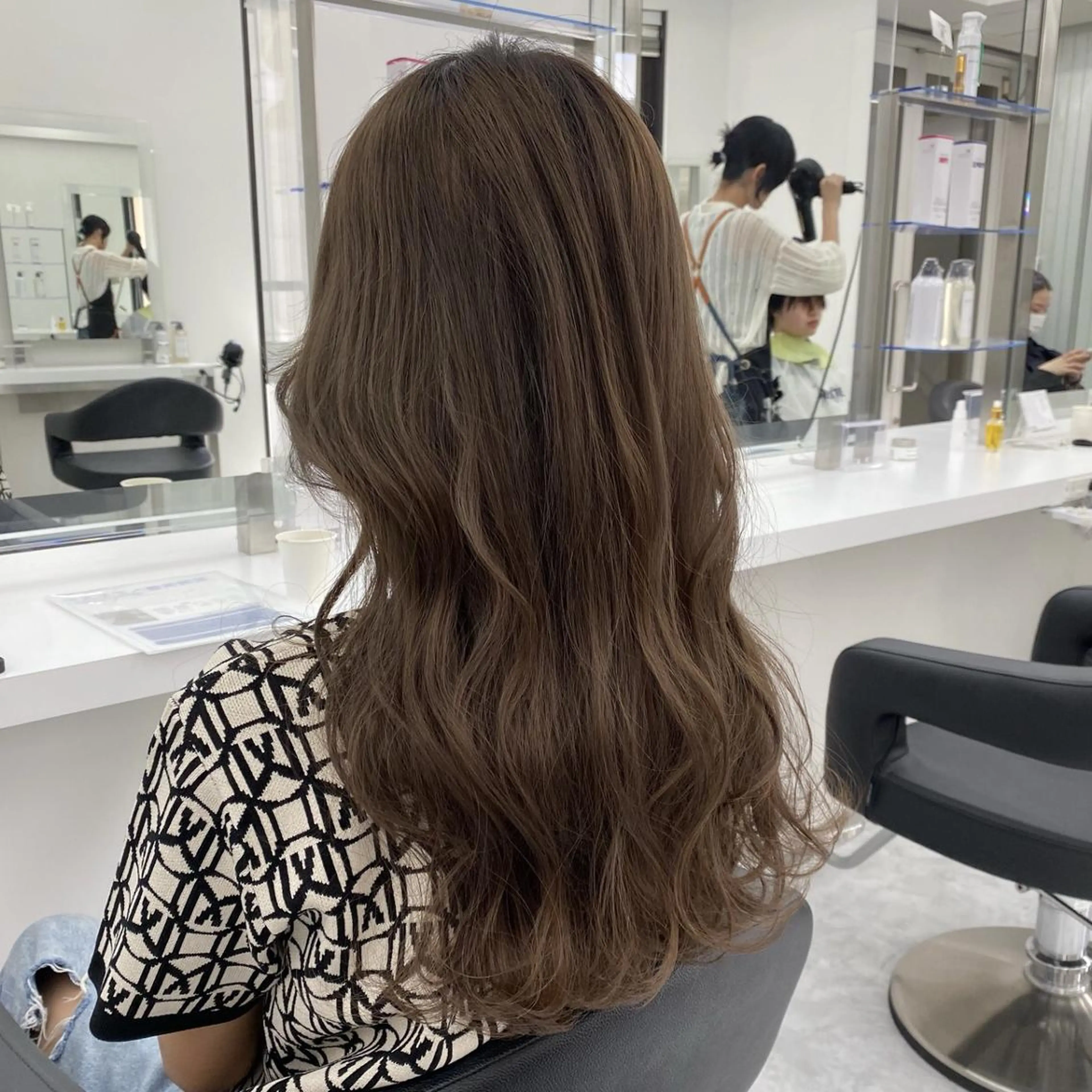 ロング カラー ヘアアレンジ 公式PARADE💐 池袋💐のヘアスタイル