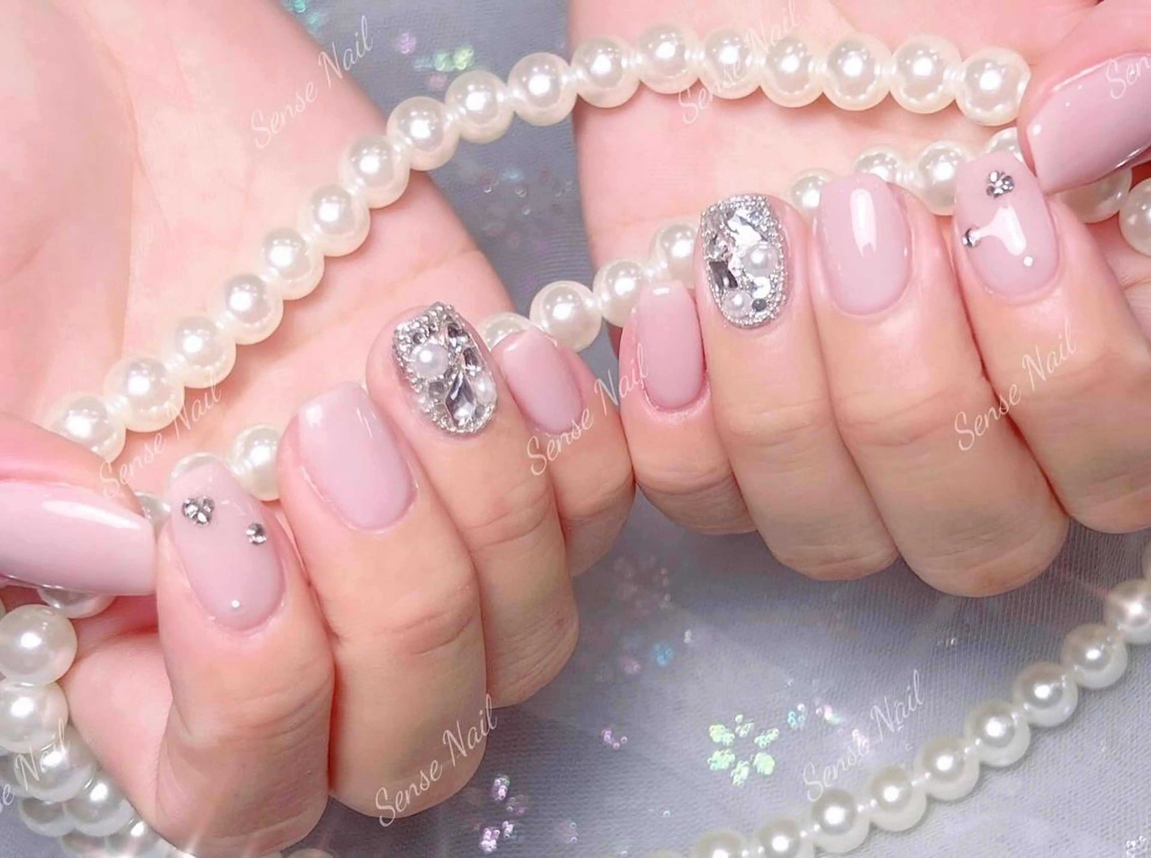 ネイル ハンドネイル ハンドケア Queening 🦋のネイルデザイン