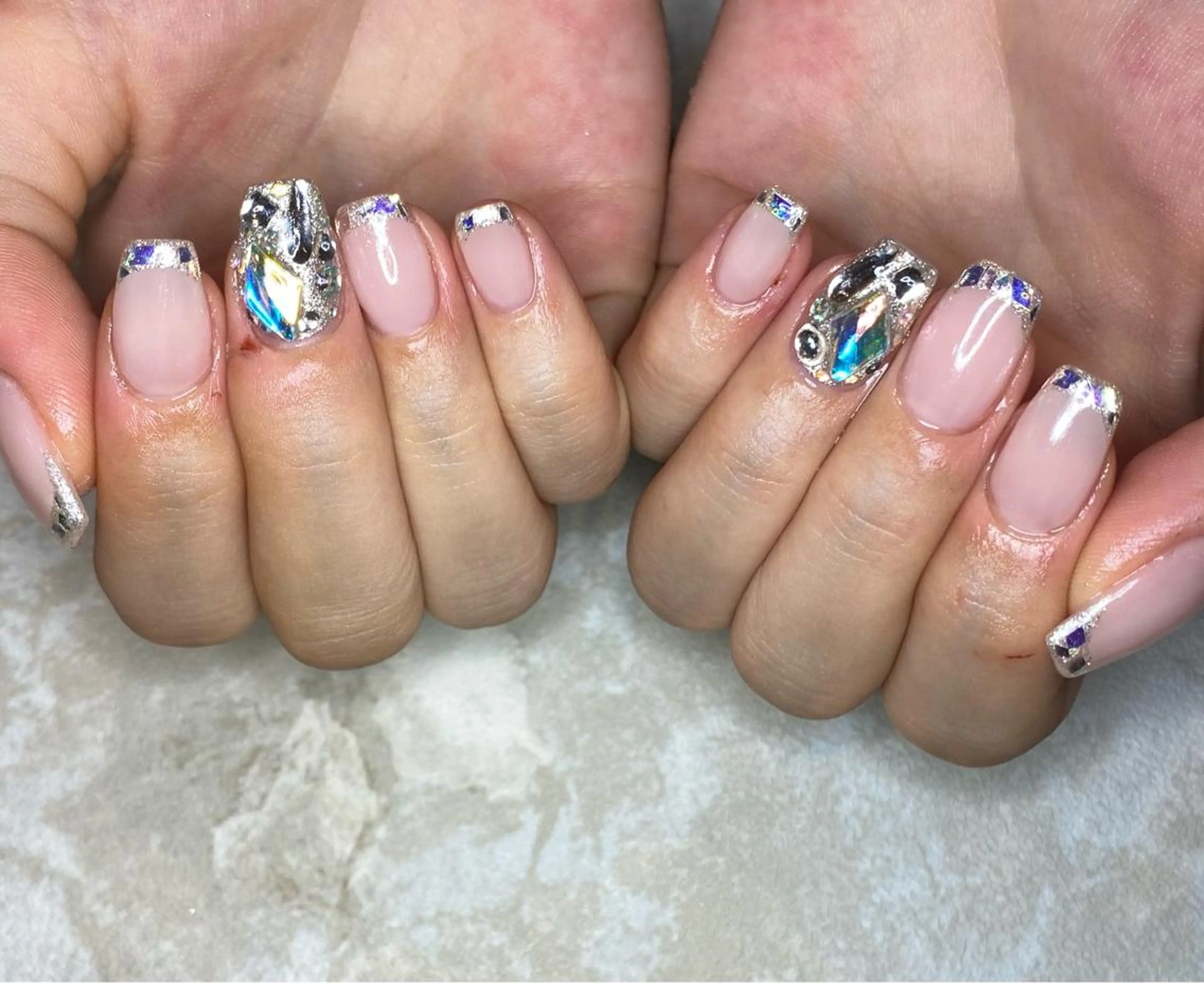 ネイル フレンチネイル ガラスフレンチ ハンドネイル Lino+ ネイル&よもぎ蒸しのネイルデザイン