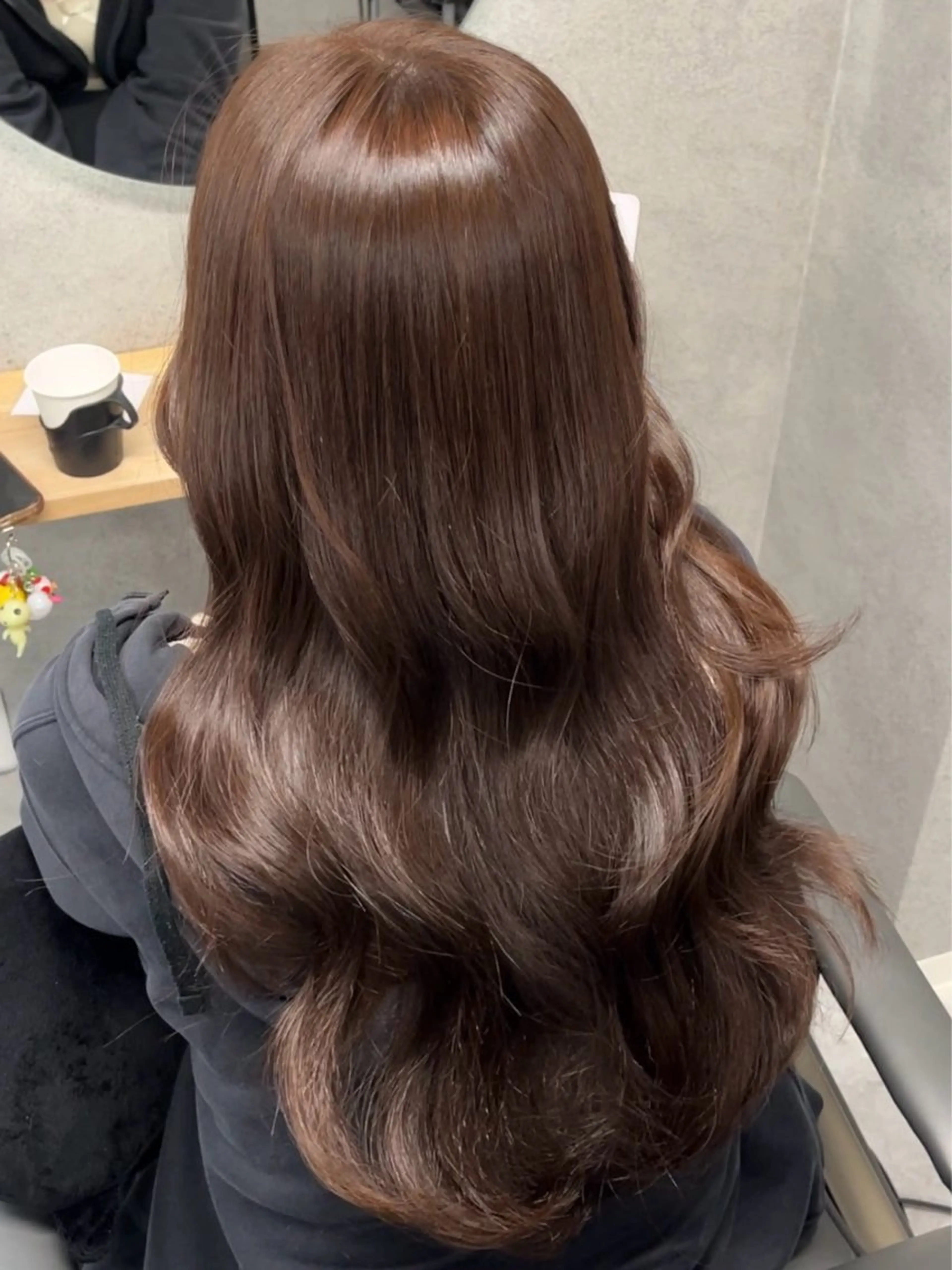 ロング カット ヘアカラー トリートメント 透明感カラー/レイヤ ー/顔まわり/辻部のヘアスタイル