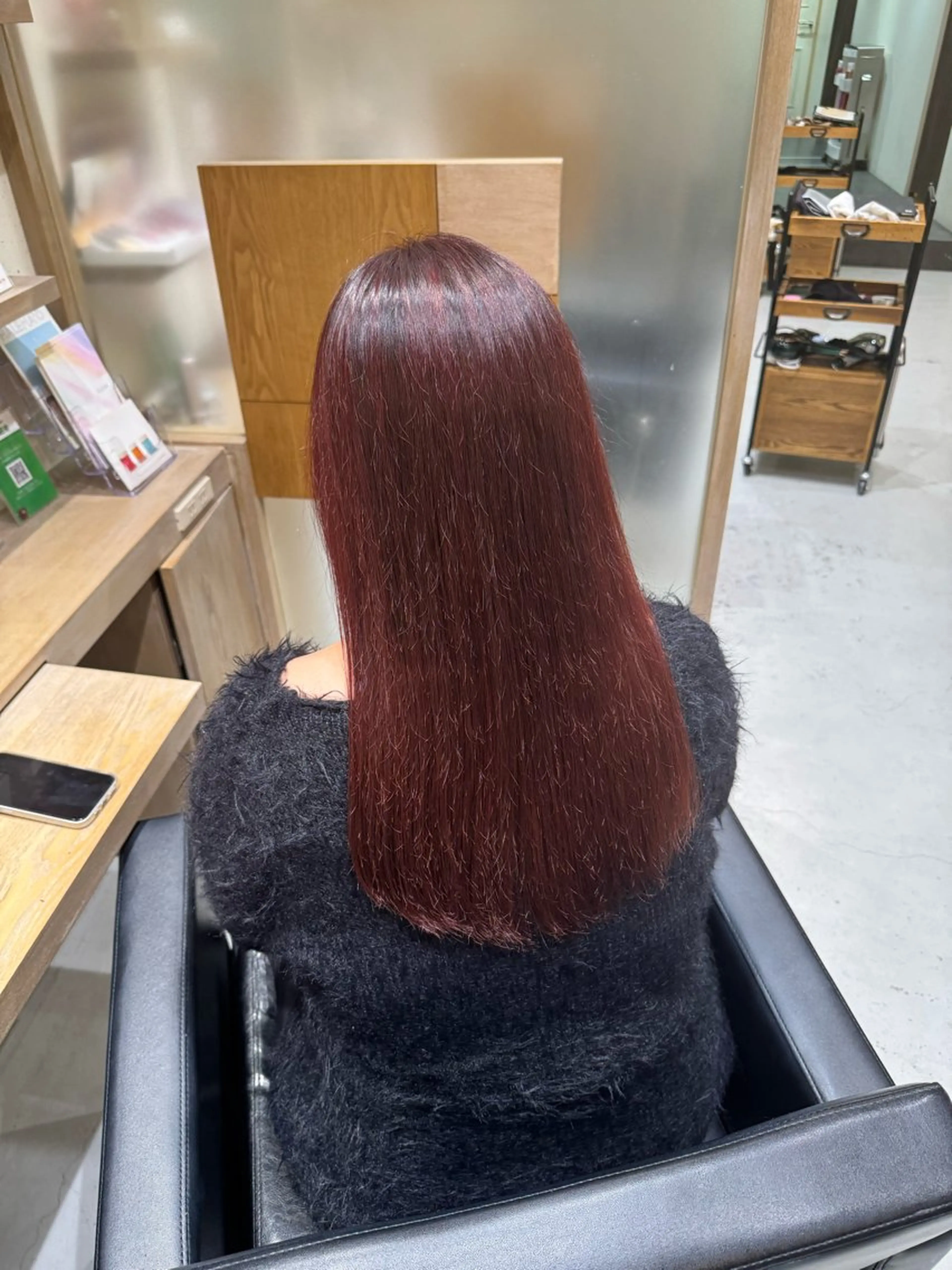 セミロング カラー ブリーチ ブリーチなしカラー オレンジ レッドカラー レイヤー/顔周り/透 明感カラー/うる艶のヘアスタイル