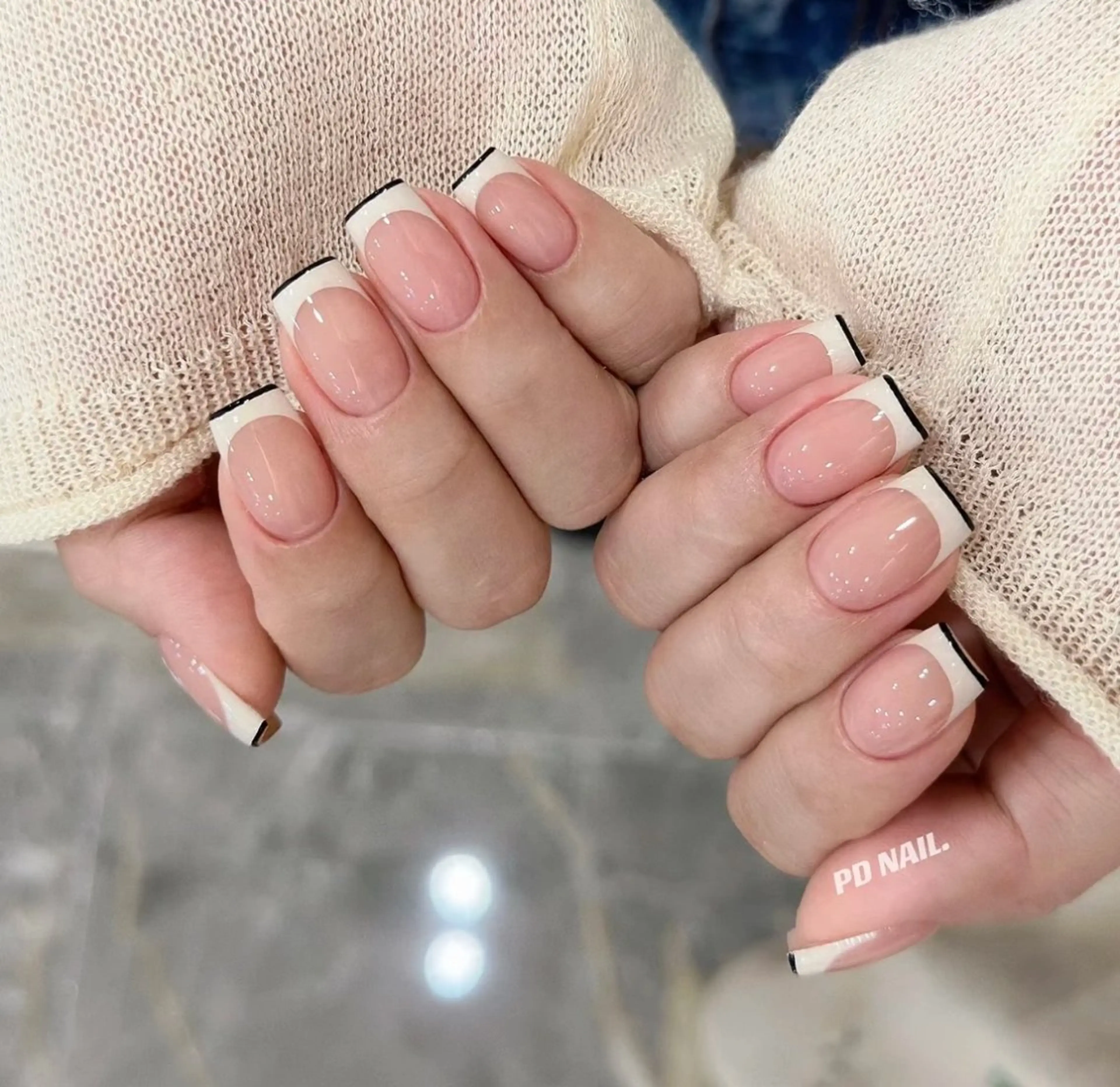 シン アモンのネイルデザイン