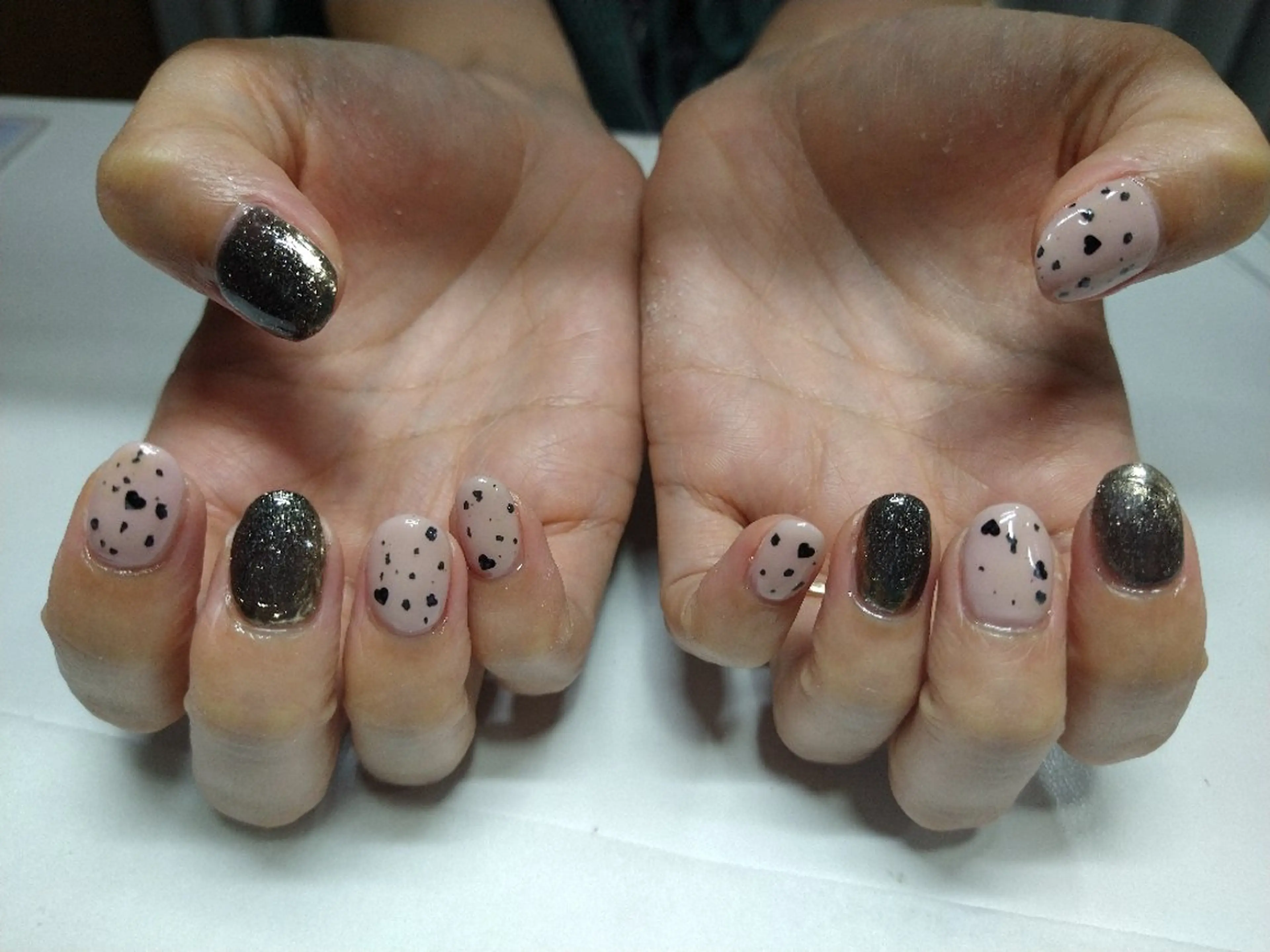 ネイル アートネイル Rich to 大須賀のネイルデザイン