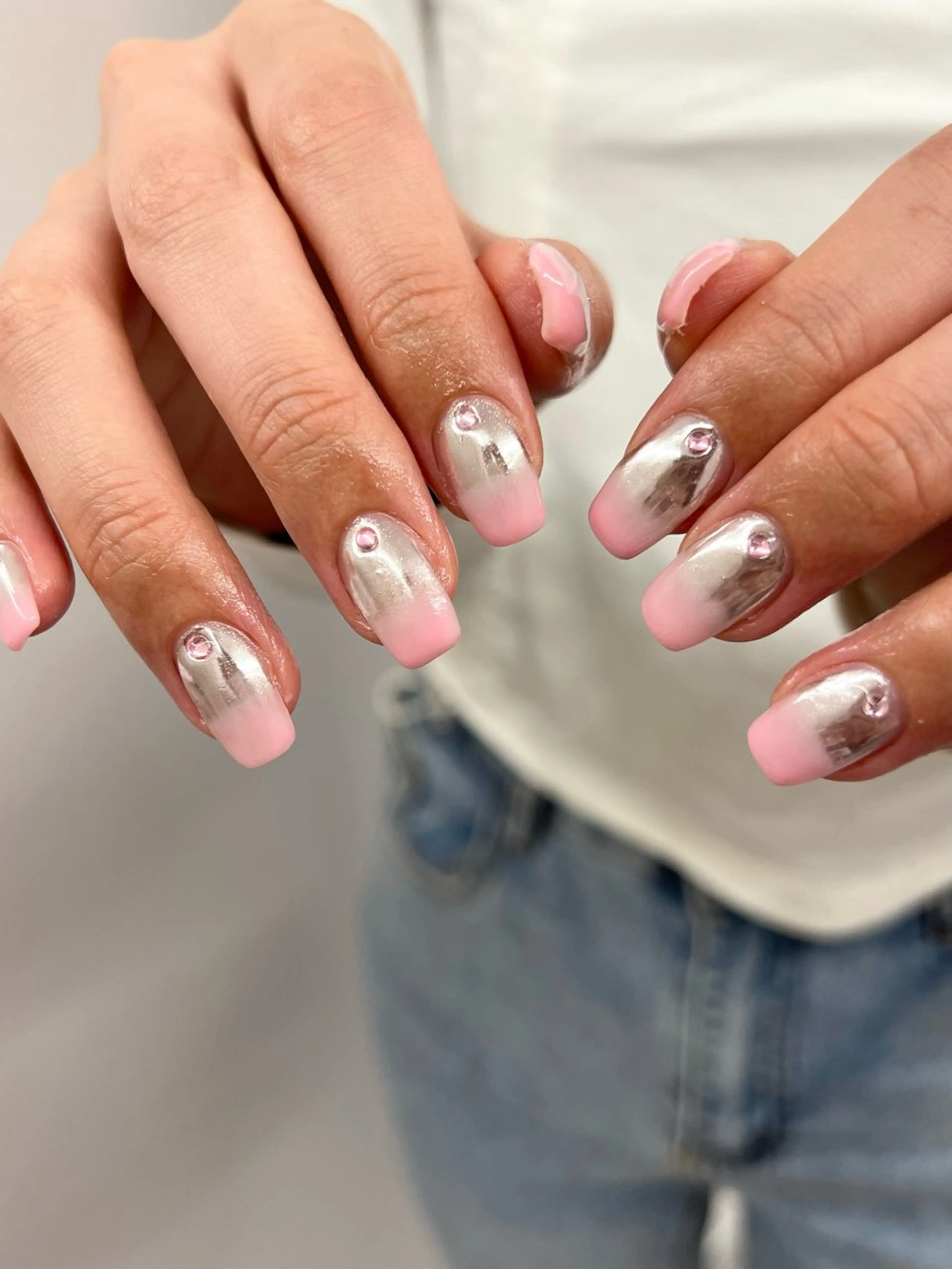 ネイル ジェルネイル 韓国ネイル マグネットネイル ニュアンスネイル パラジェル ハンドネイル ハンドケア Bana_ Nailのネイルデザイン