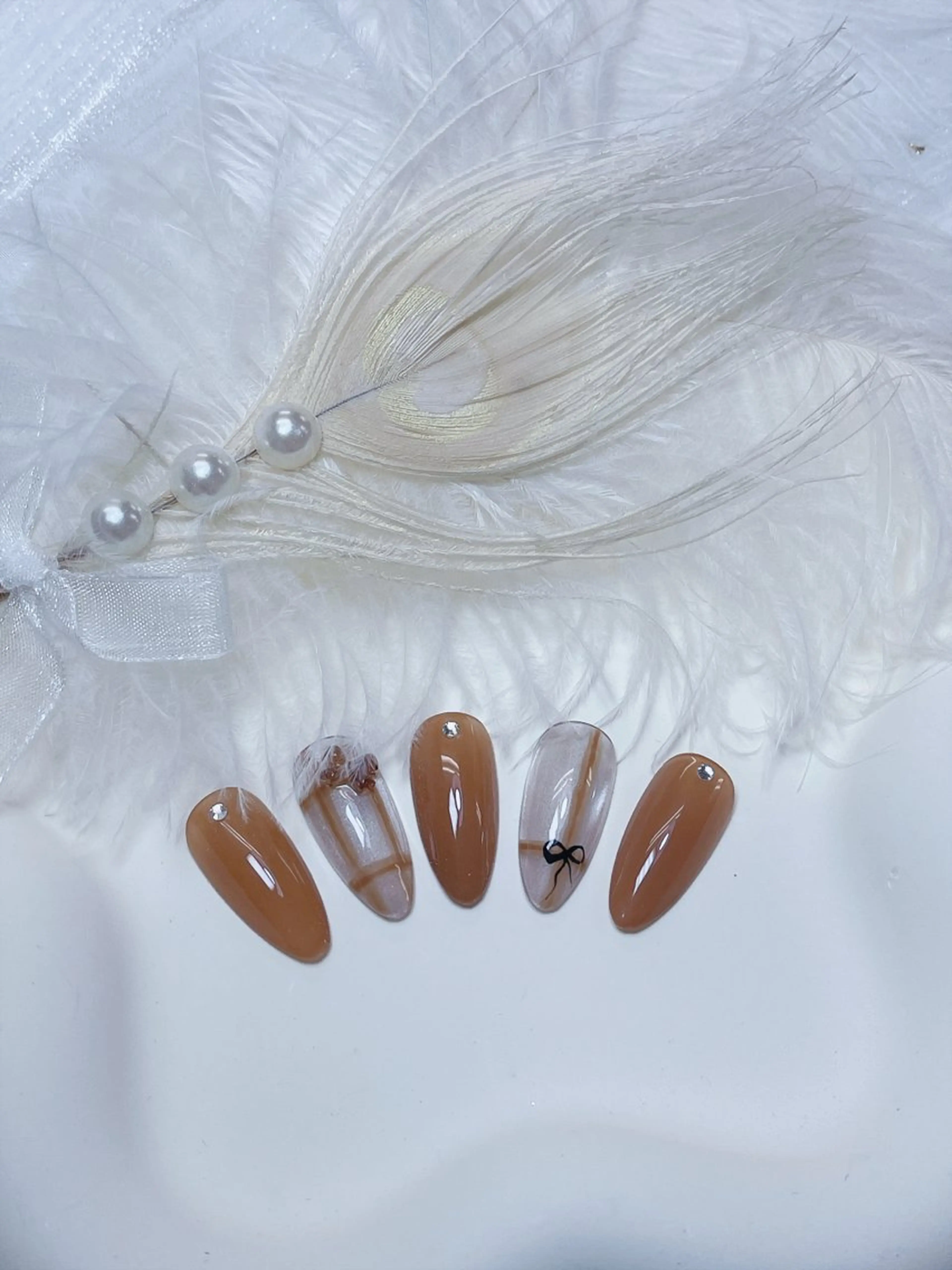 ネイル チークネイル フレンチネイル グラデーション キラキラネイル 韓国ネイル ハンドネイル DUO   MI nail salonのネイルデザイン