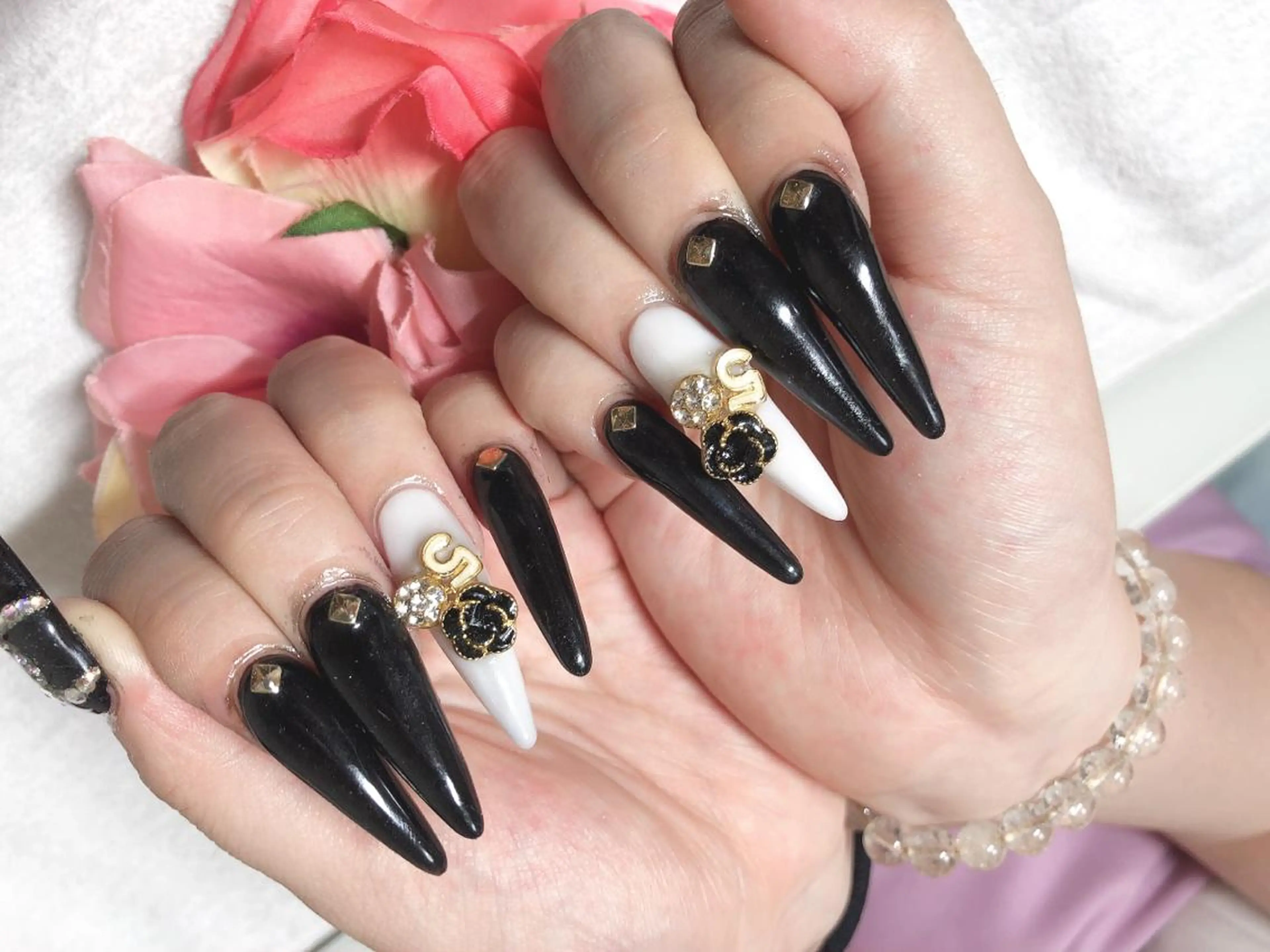 ロング ネイル ハンドネイル 《LB》ラブリエ Nail&eyeのマツエク・マツパデザイン