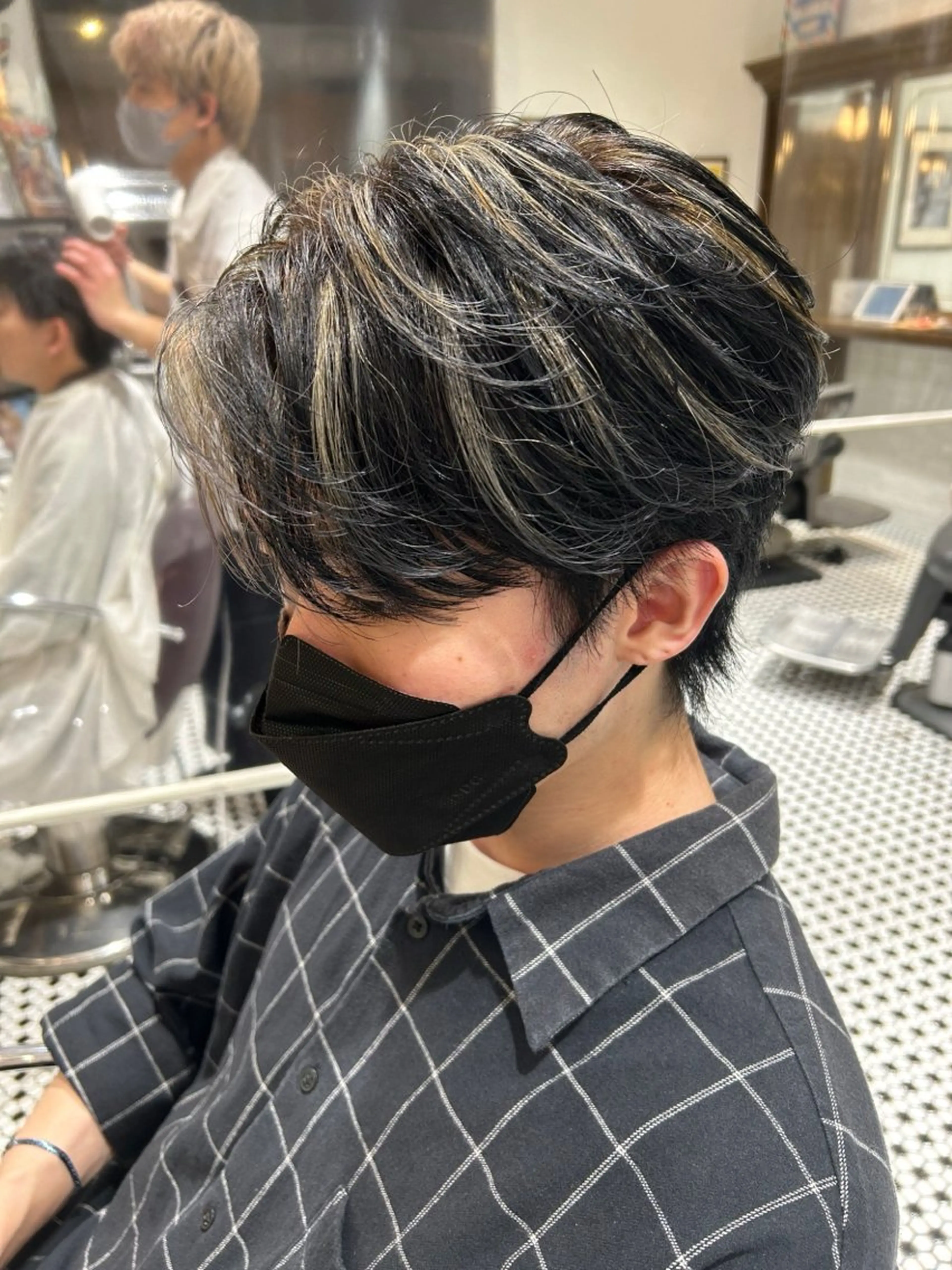 ミディアム カラー メンズ 榊原 貫太のヘアスタイル