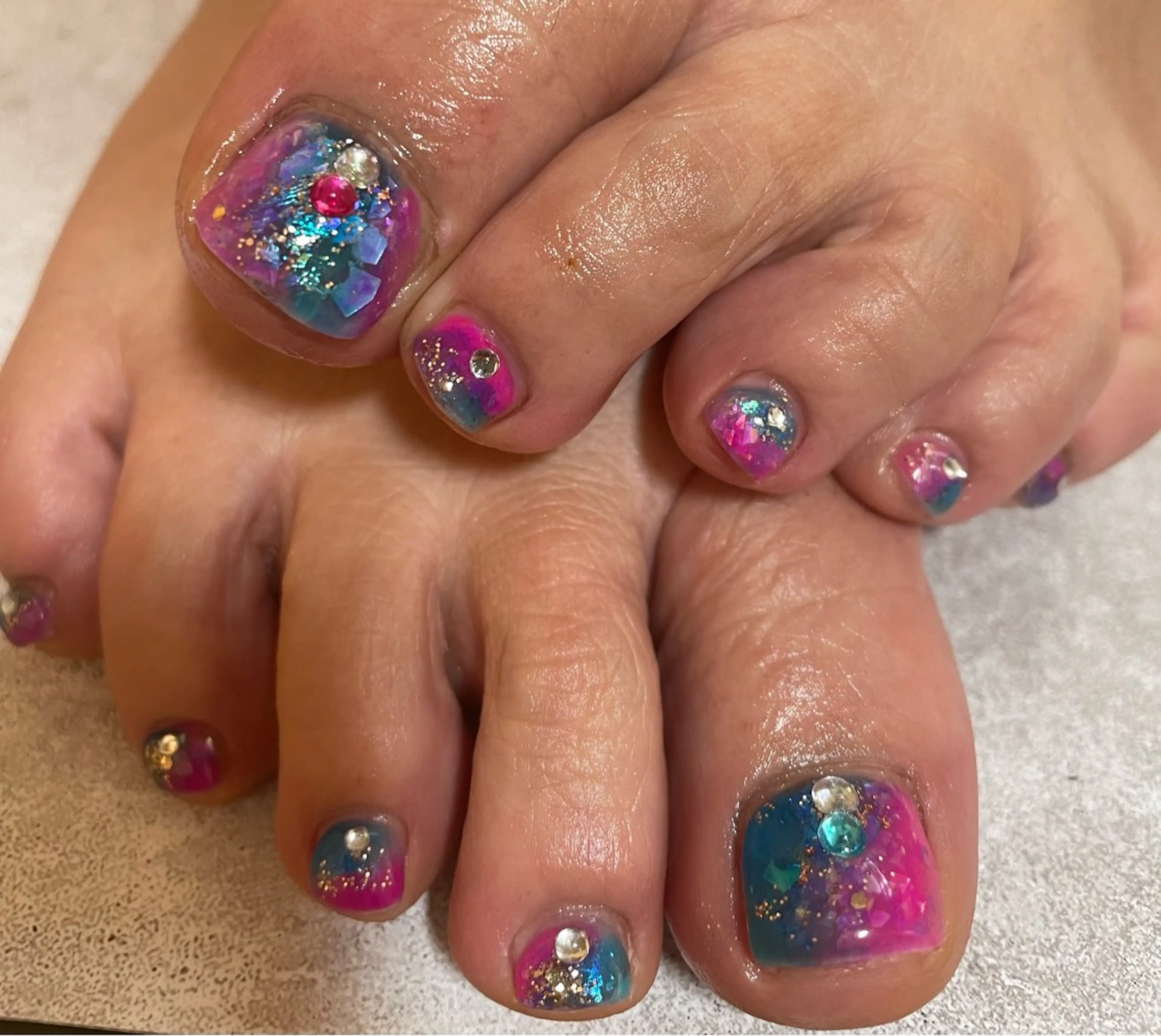 ネイル フットネイル ulu🌼 nanaのネイルデザイン