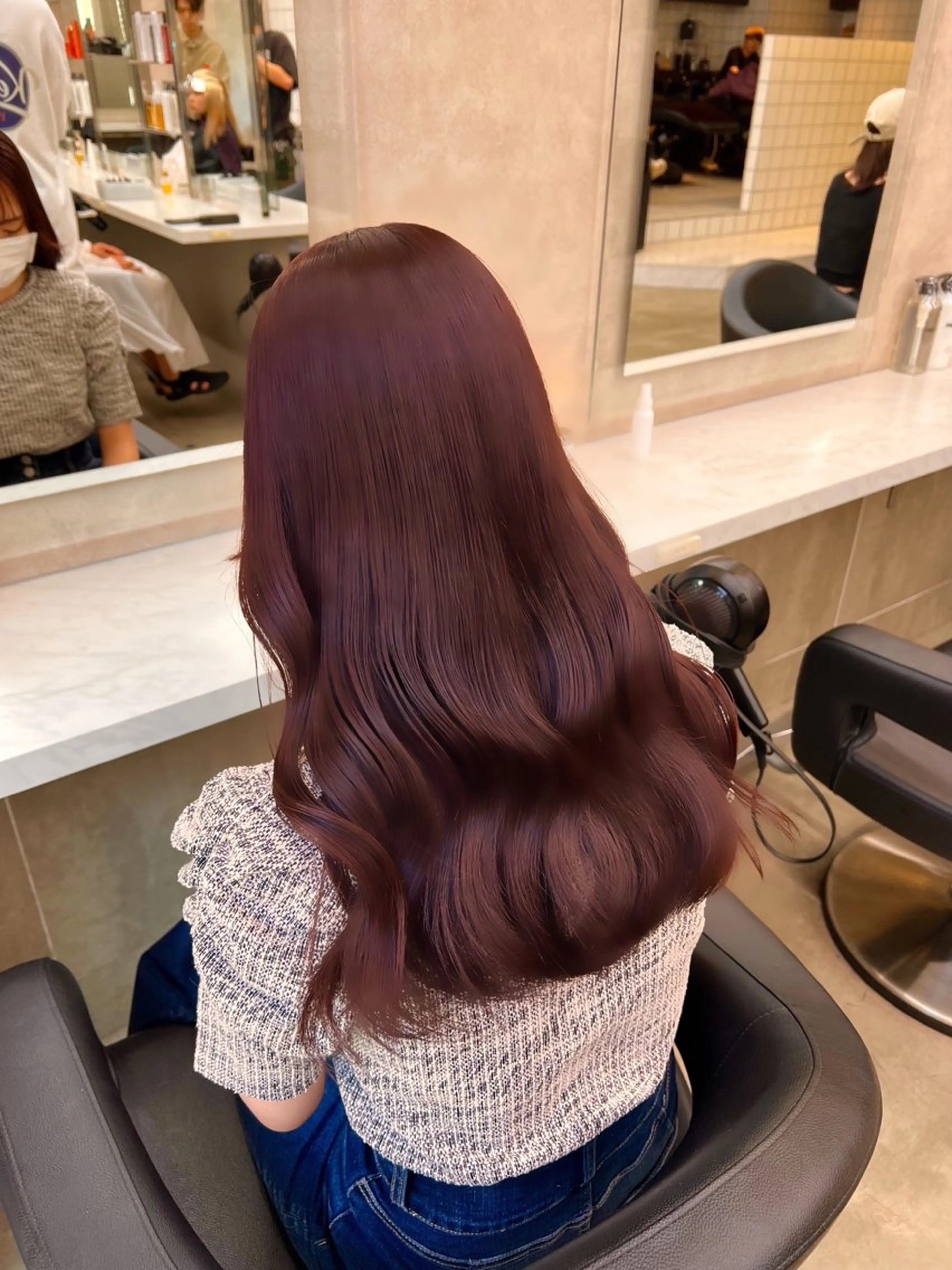 セミロング 💖札幌カラー 指名No.1💖玲奈のヘアスタイル