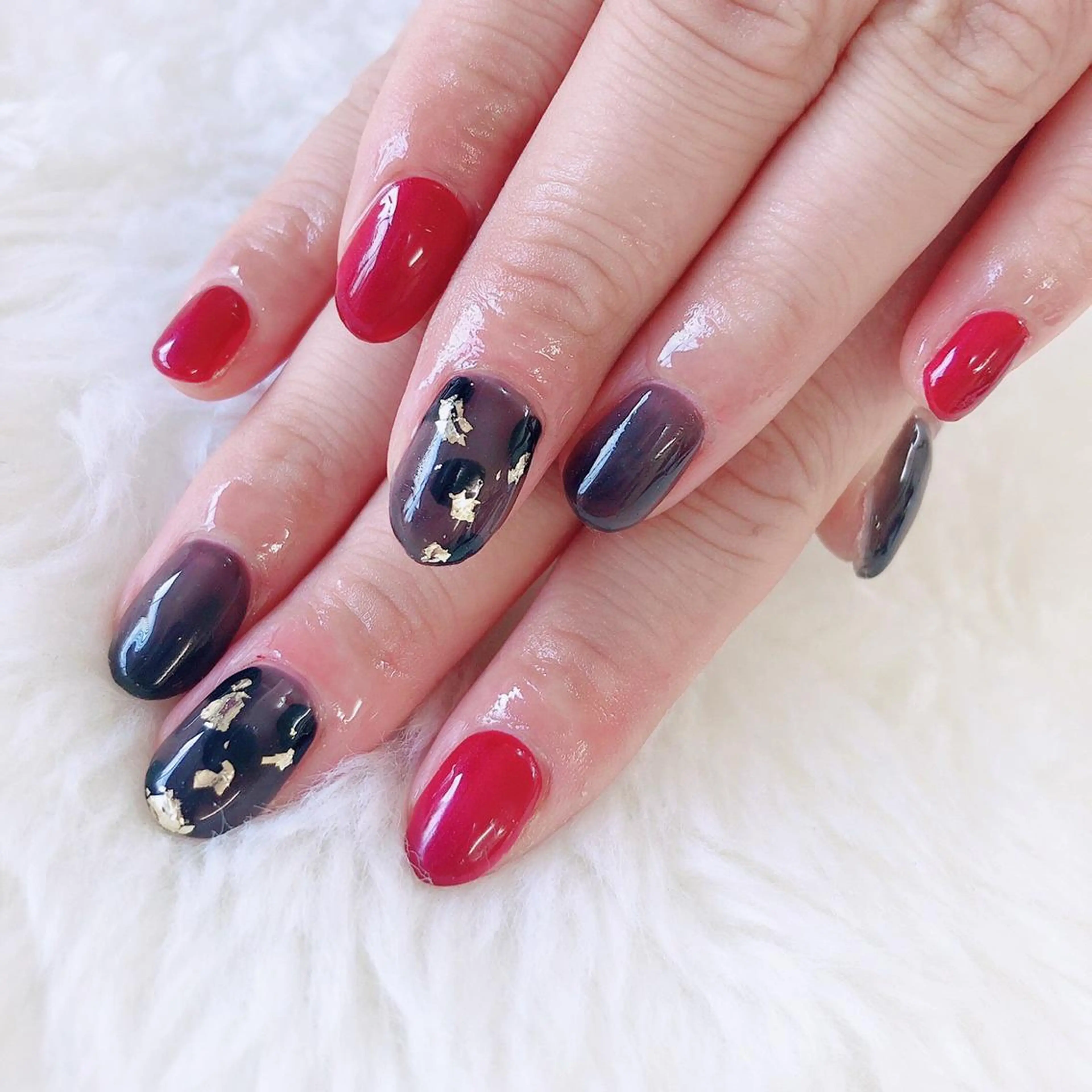 ネイル ジェルネイル 赤色 Nail lieNのネイルデザイン