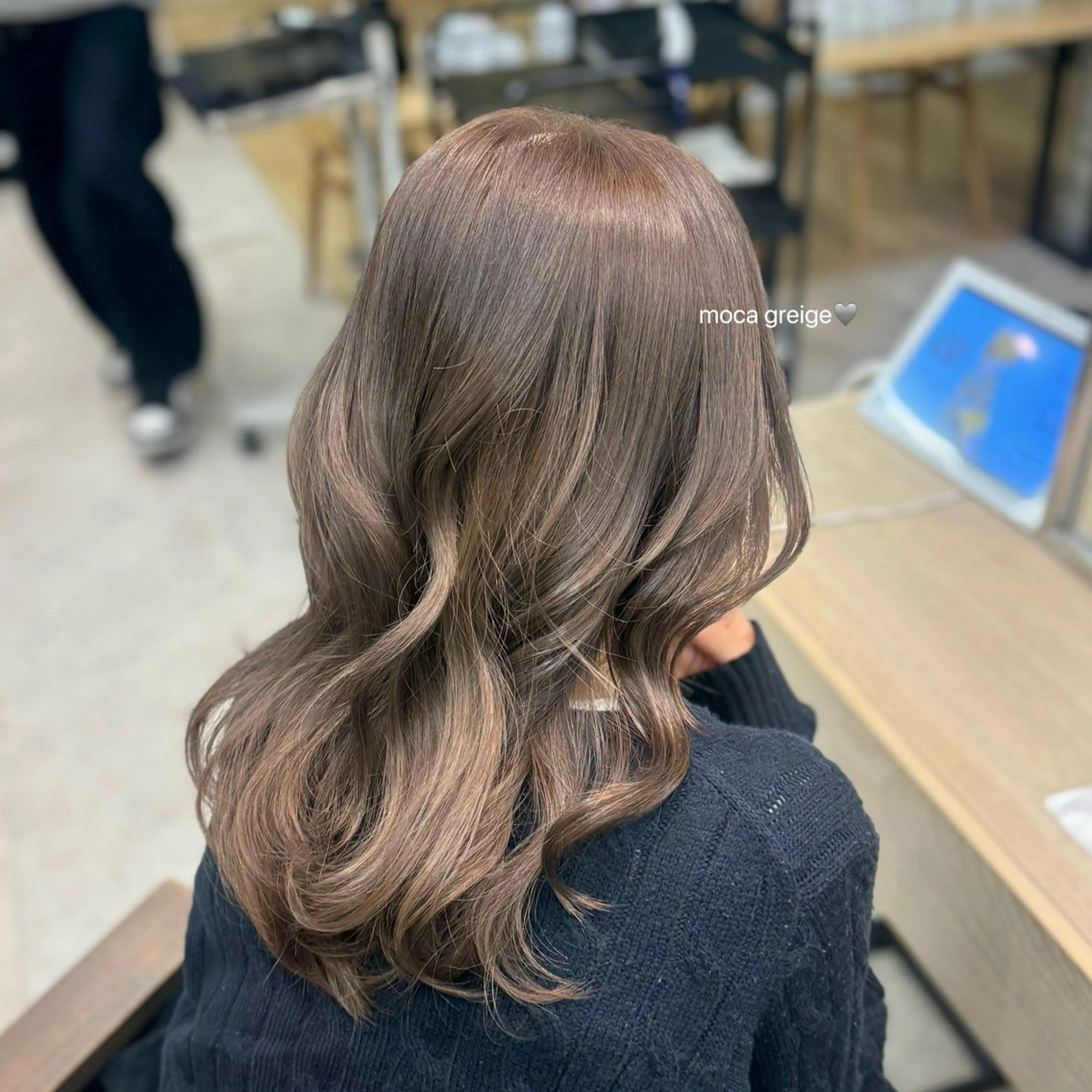 セミロング カラー 透明感カラー ヘアカラー ハイトーン/艶カラー /ケアブリーチ/香音のヘアスタイル