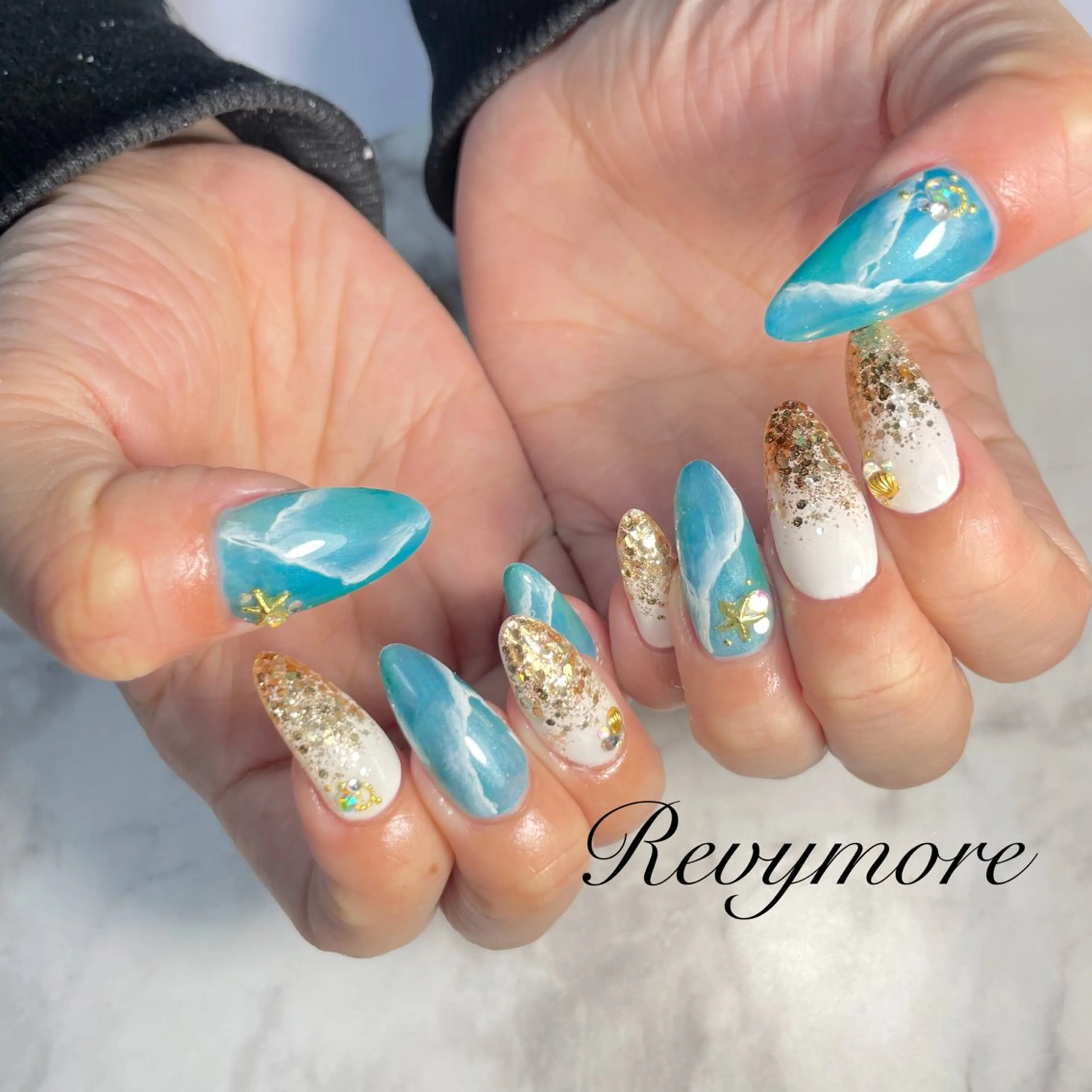 ネイル ジェルネイル ニュアンスネイル オフィスネイル シンプルネイル nail salon Revymoreのネイルデザイン