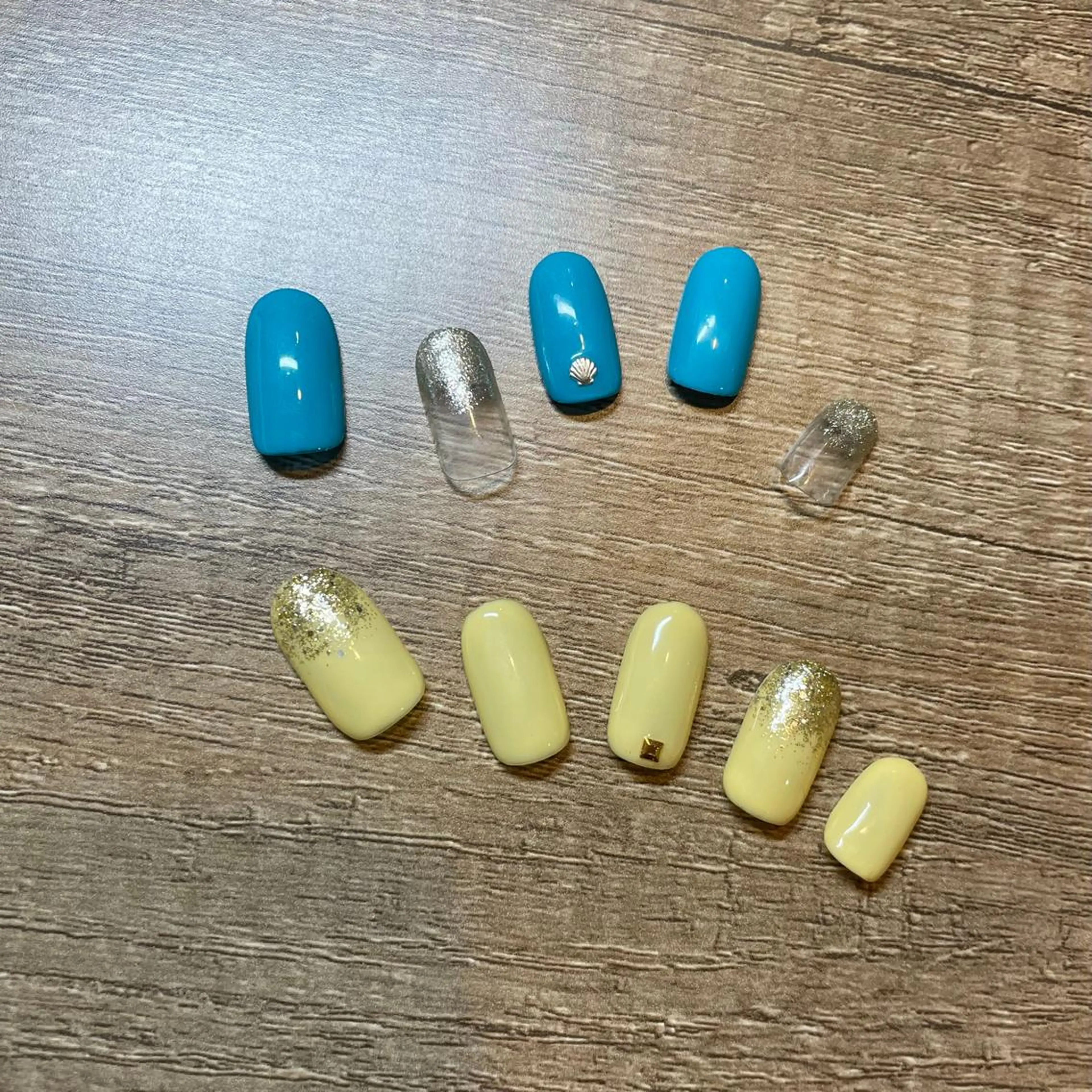 ネイル AKIHO _pro.mのネイルデザイン