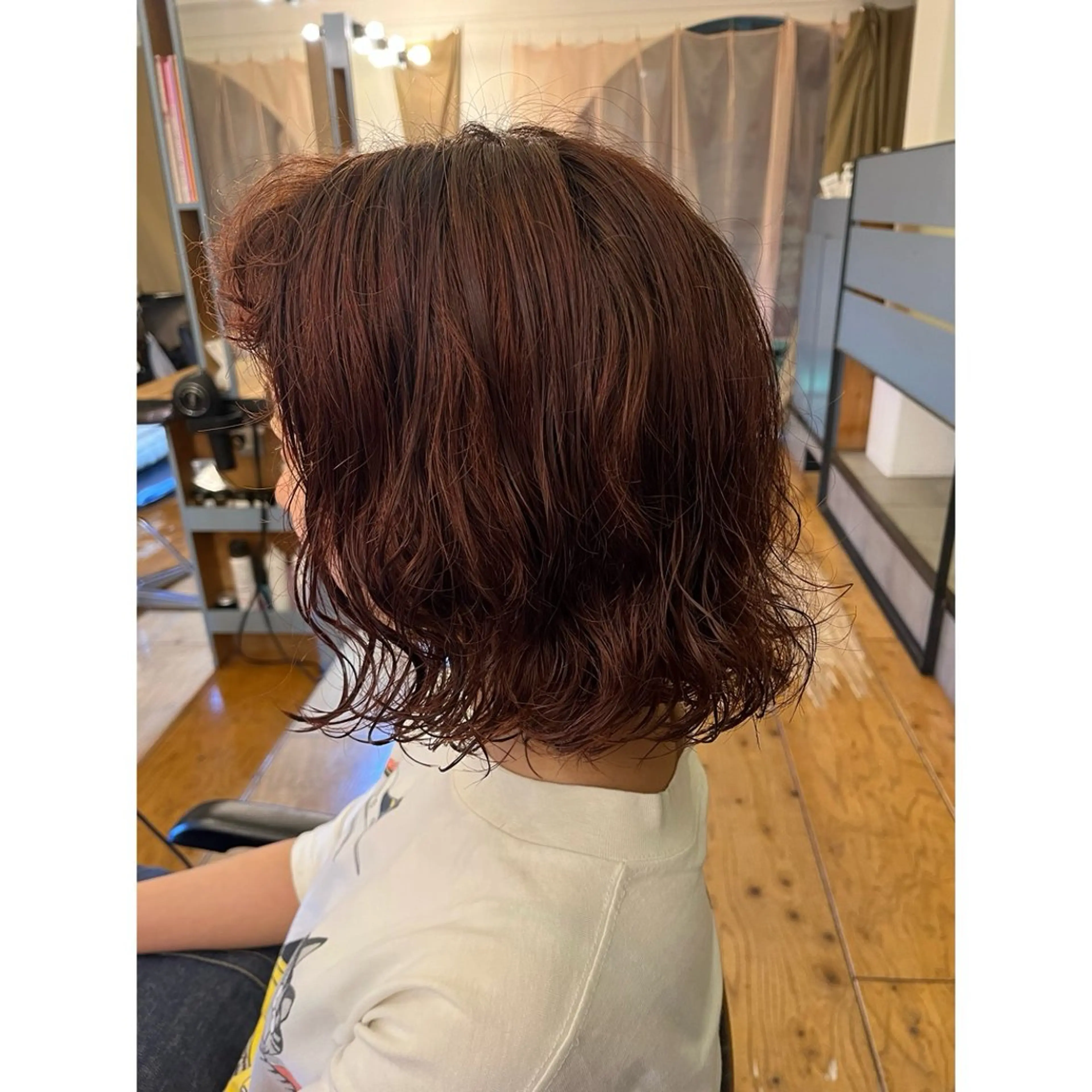 ショート カラー パーマ ブラウンカラー レッドカラー レッドブラウン ボブ カット ヘアカラー パーマ Lagom なかだのヘアスタイル