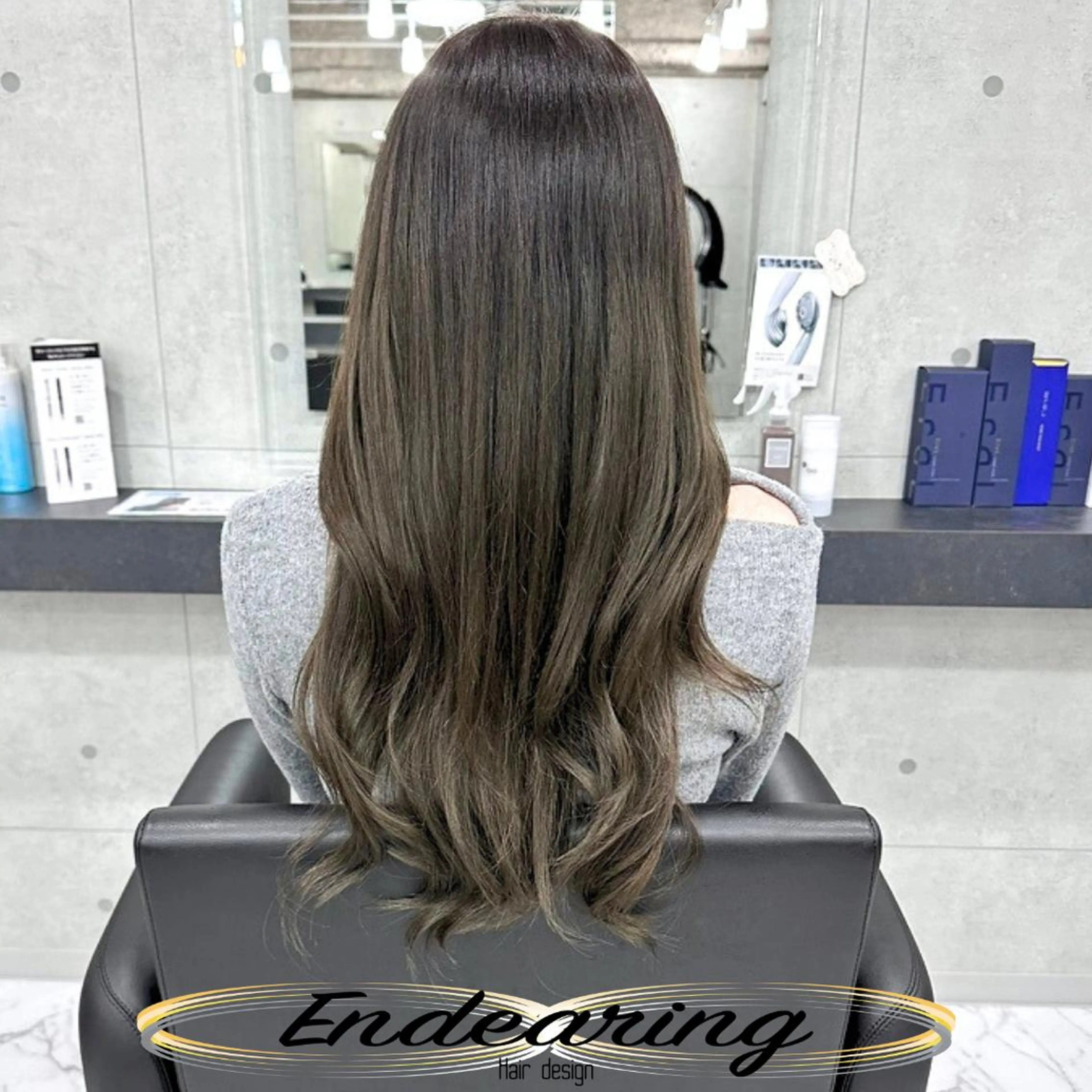 カラー ベージュカラー 透明感カラー オリーブベージュ カット ヘアカラー Endearing 銀座/レイヤーカットのヘアスタイル