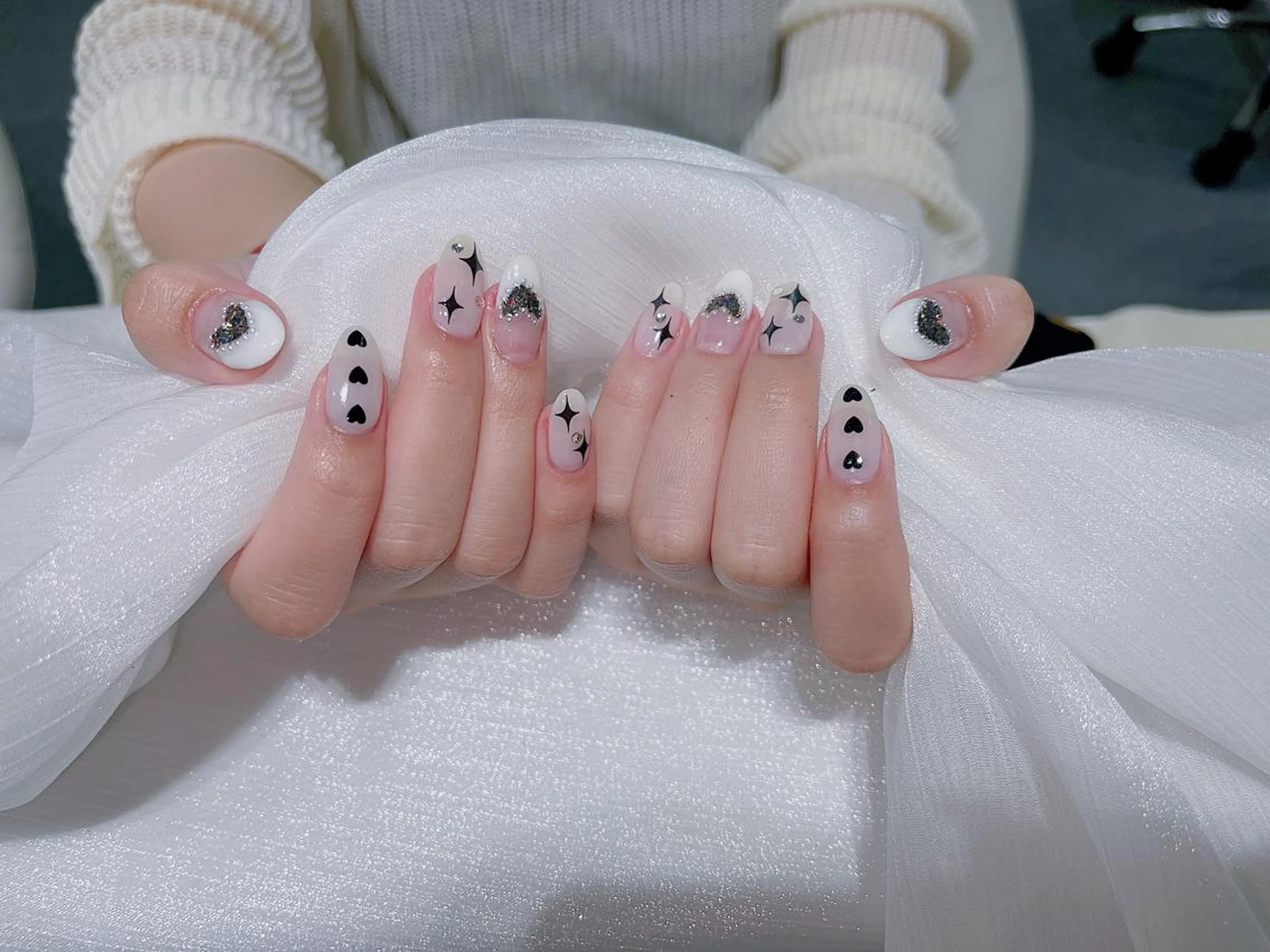 ネイル ハンドネイル Queens ciciのネイルデザイン