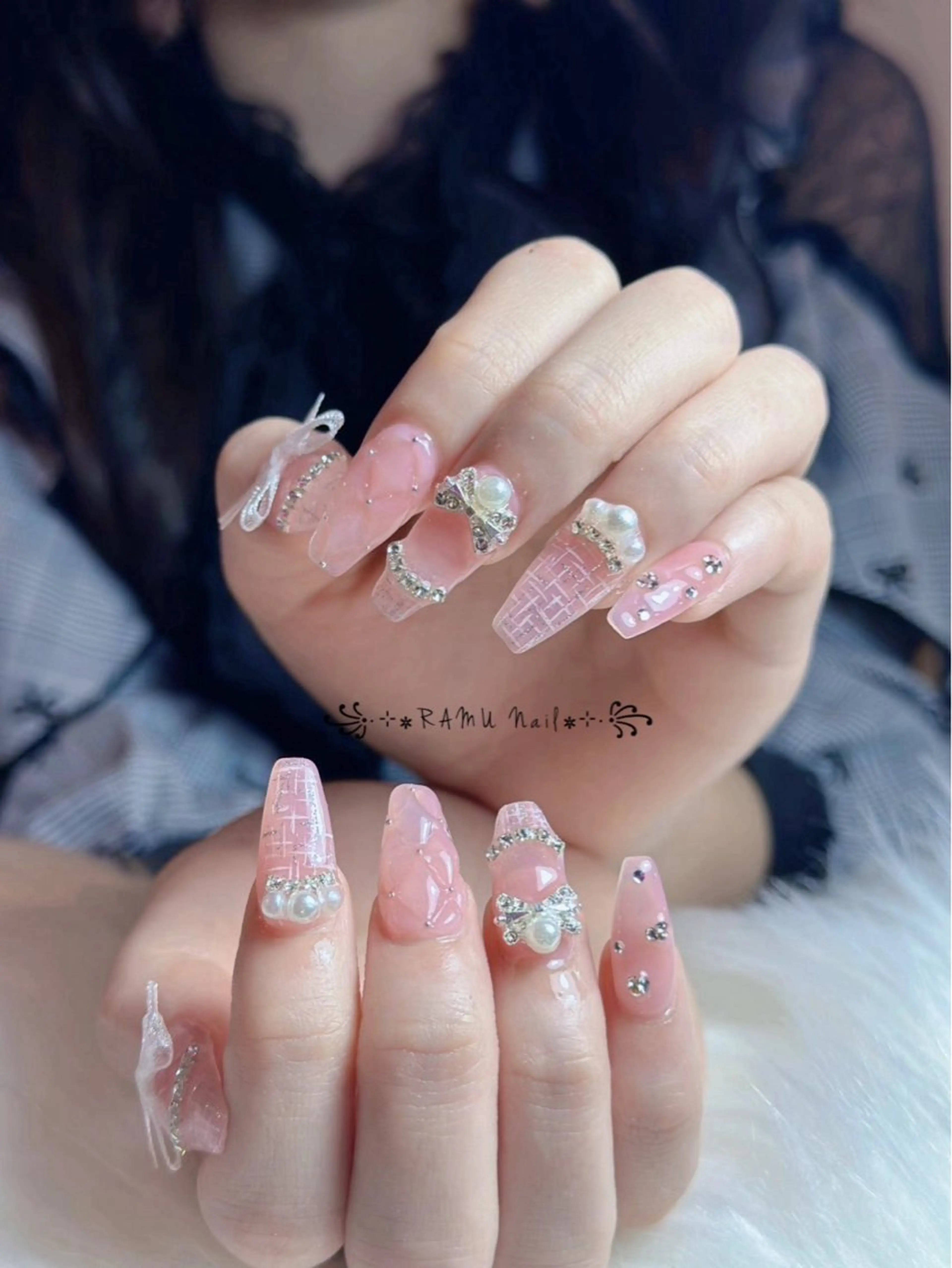 ネイル キラキラネイル マグネットネイル ミラーネイル ピンク 春ネイル ハンドネイル RAMU Nail 恵比寿店のネイルデザイン