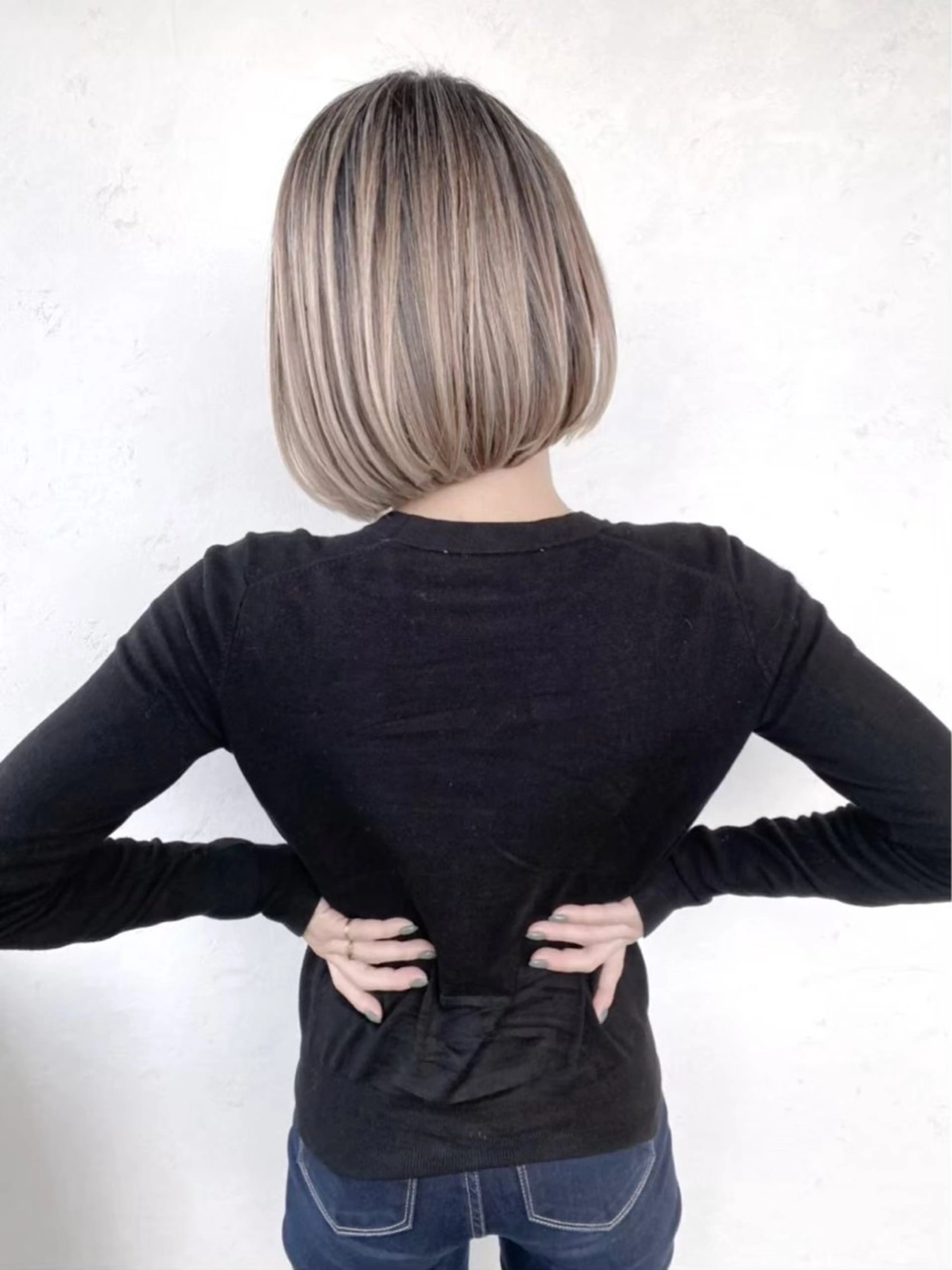 ショート カラー バレイヤージュ ブリーチ ケアブリーチ デザインカラー 髪質改善 hair studio Zen【ヘアー　スタジオ　ゼン】所属・京都駅/透明感カラー 🖤sakiのヘアスタイル