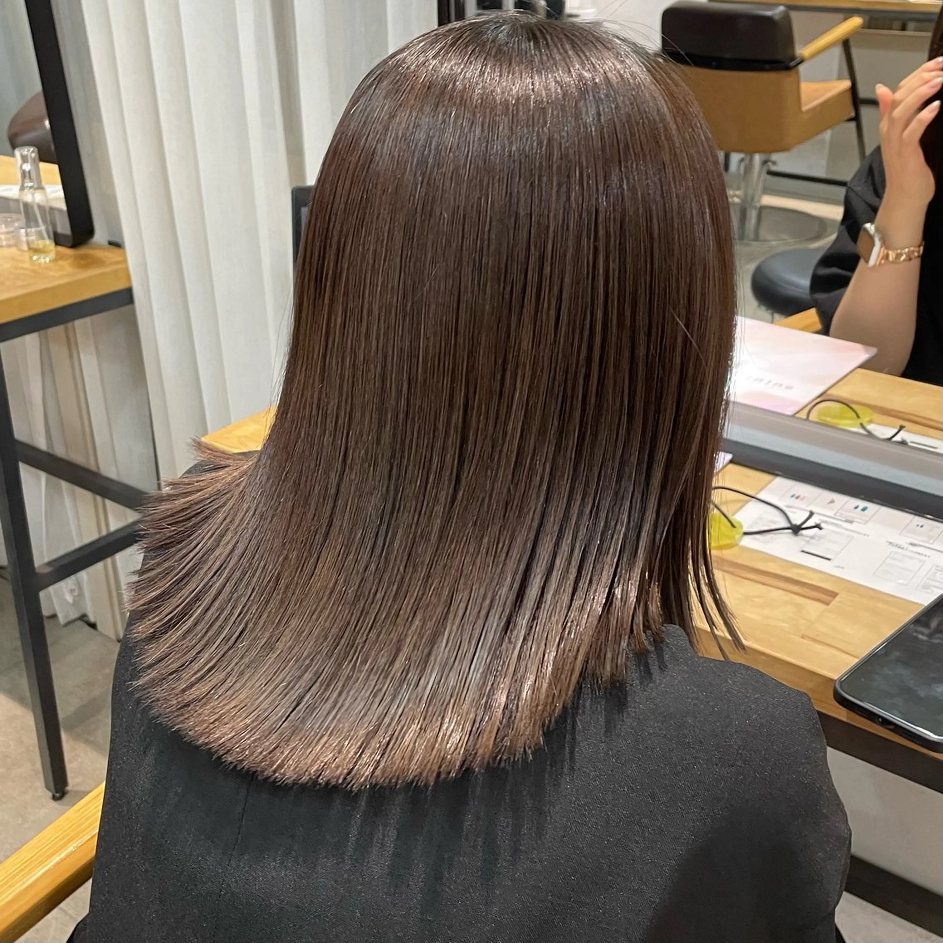 ミディアム トリートメント ヘッドスパ 盛れる透明感カラー・ momokaのヘアスタイル