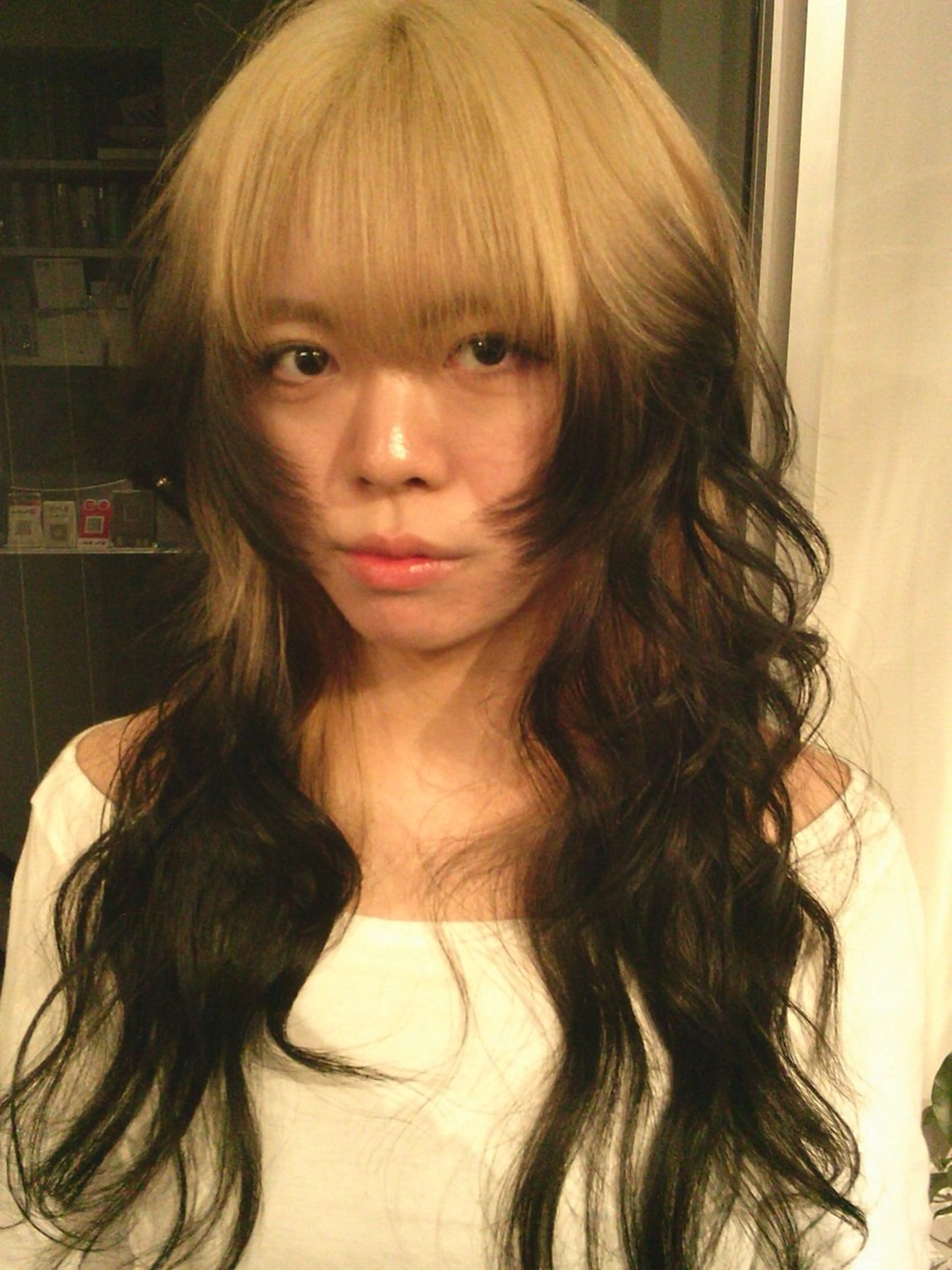 ロング ヘアカラー hinano ヒナノのヘアスタイル