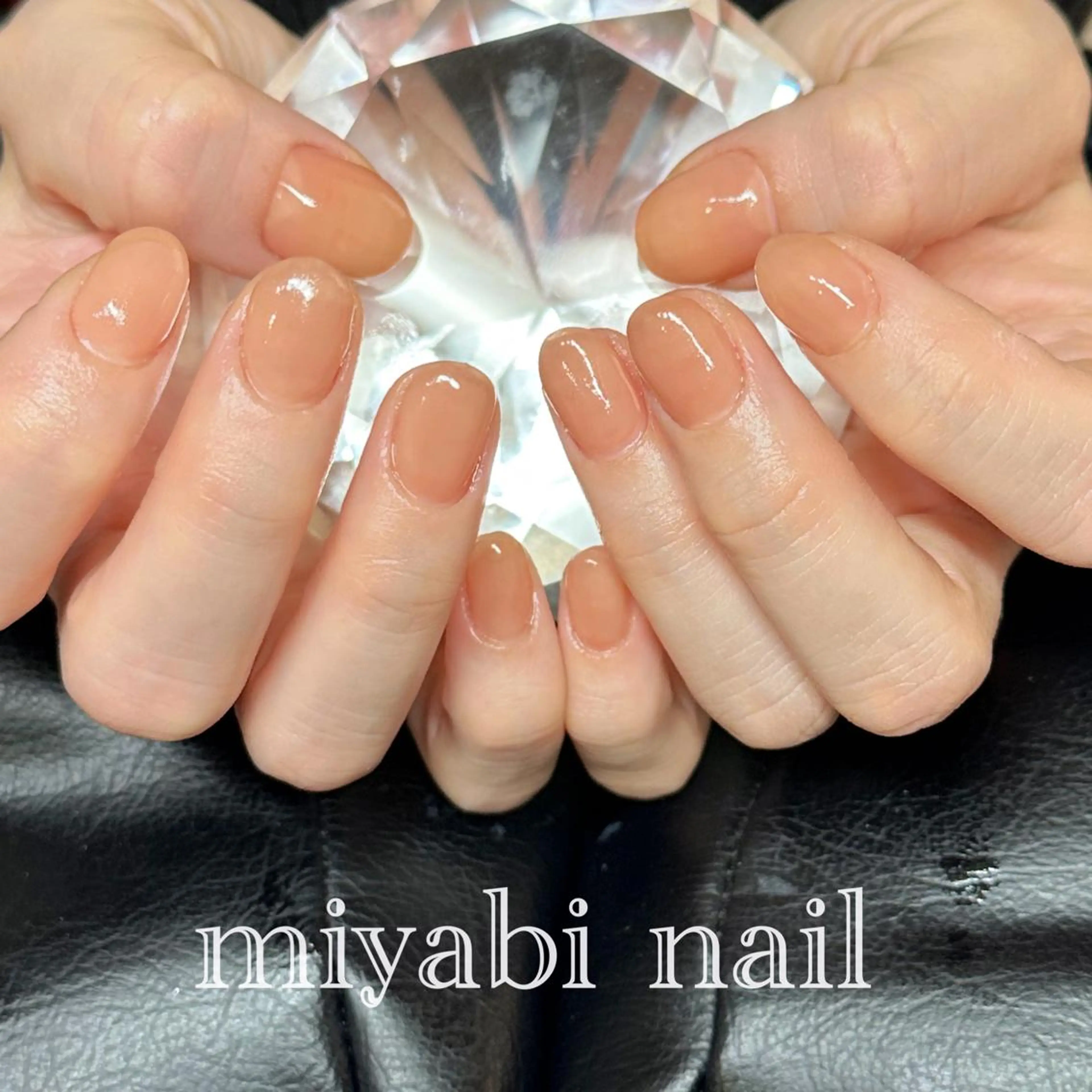 ネイル 持ち込み オフィスネイル ワンカラーネイル オレンジ シンプルネイル ハンドネイル miyabi nail 桂川駅近くのネイルデザイン