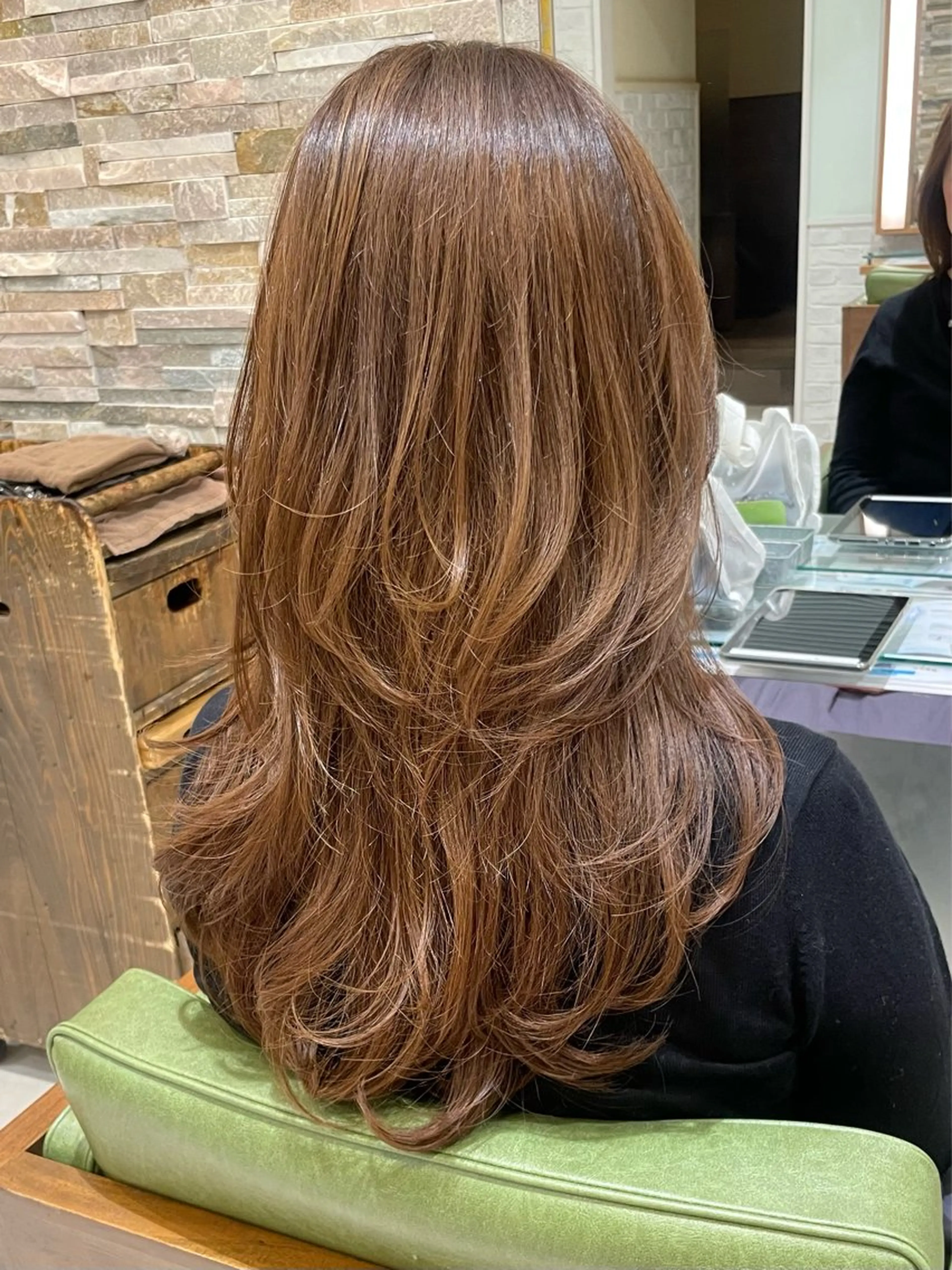 セミロング カット ヘアカラー トリートメント 石渡このみ 🍊レイヤーカットのヘアスタイル