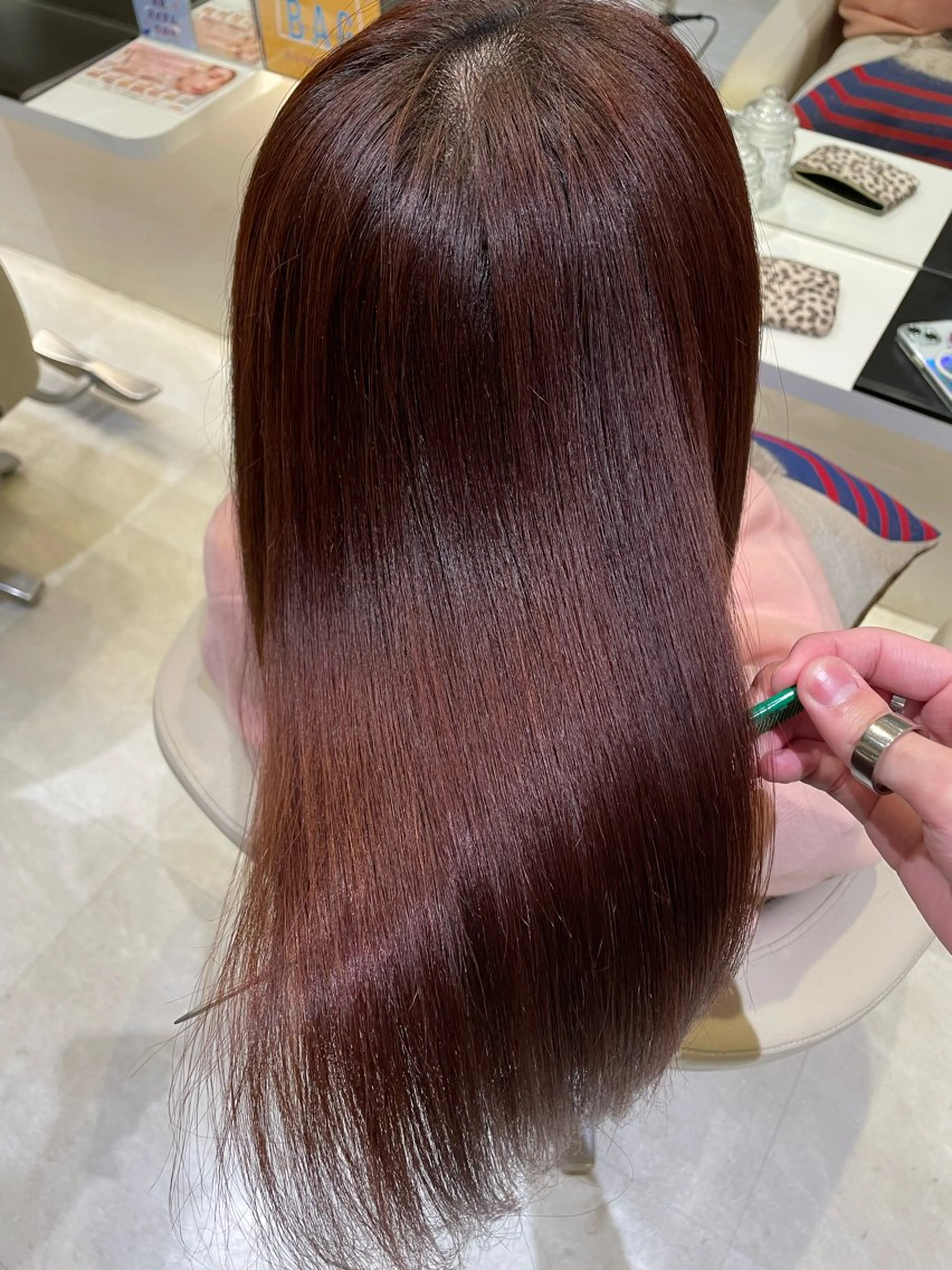 セミロング トリートメント 髪質改善・縮毛矯正 濱　泰賀のヘアスタイル