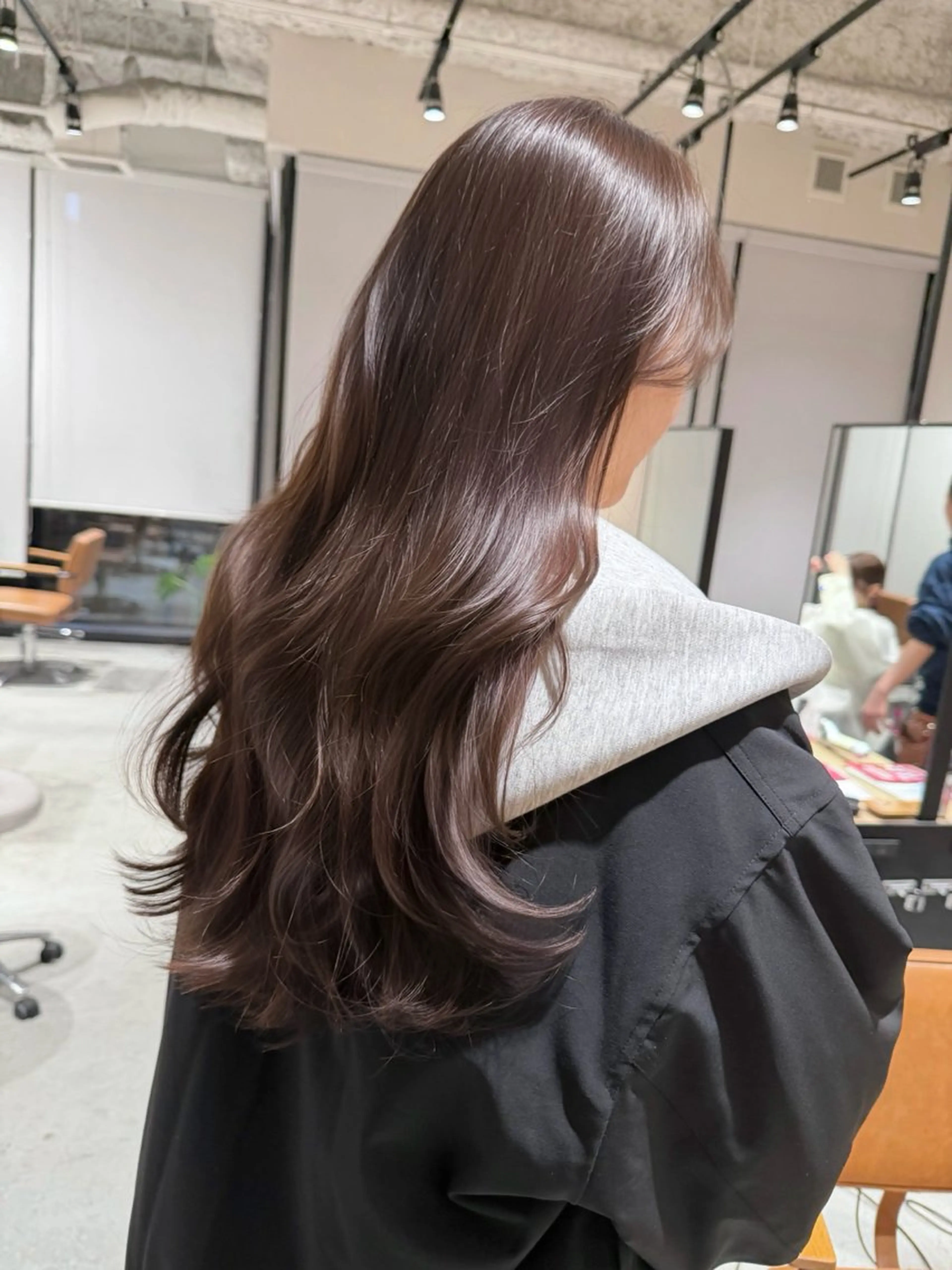 ロング ヘアカラー トリートメント Ria／透明感カラー ／レイヤー／ボブ🌸のヘアスタイル