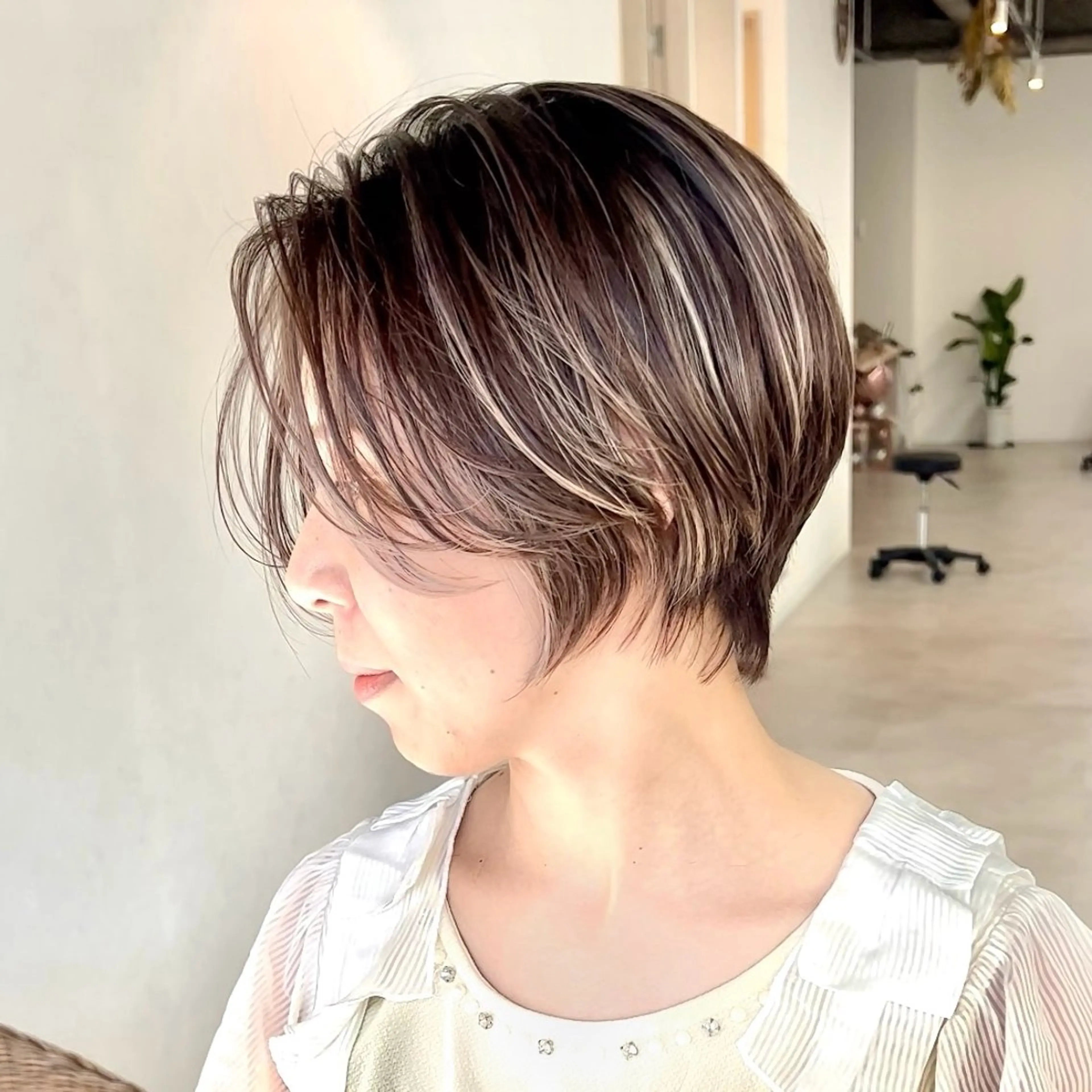 ショート カラー カット ヘアカラー ボブ/韓国ボブ/ブリ ーチ/鈴木康平のヘアスタイル