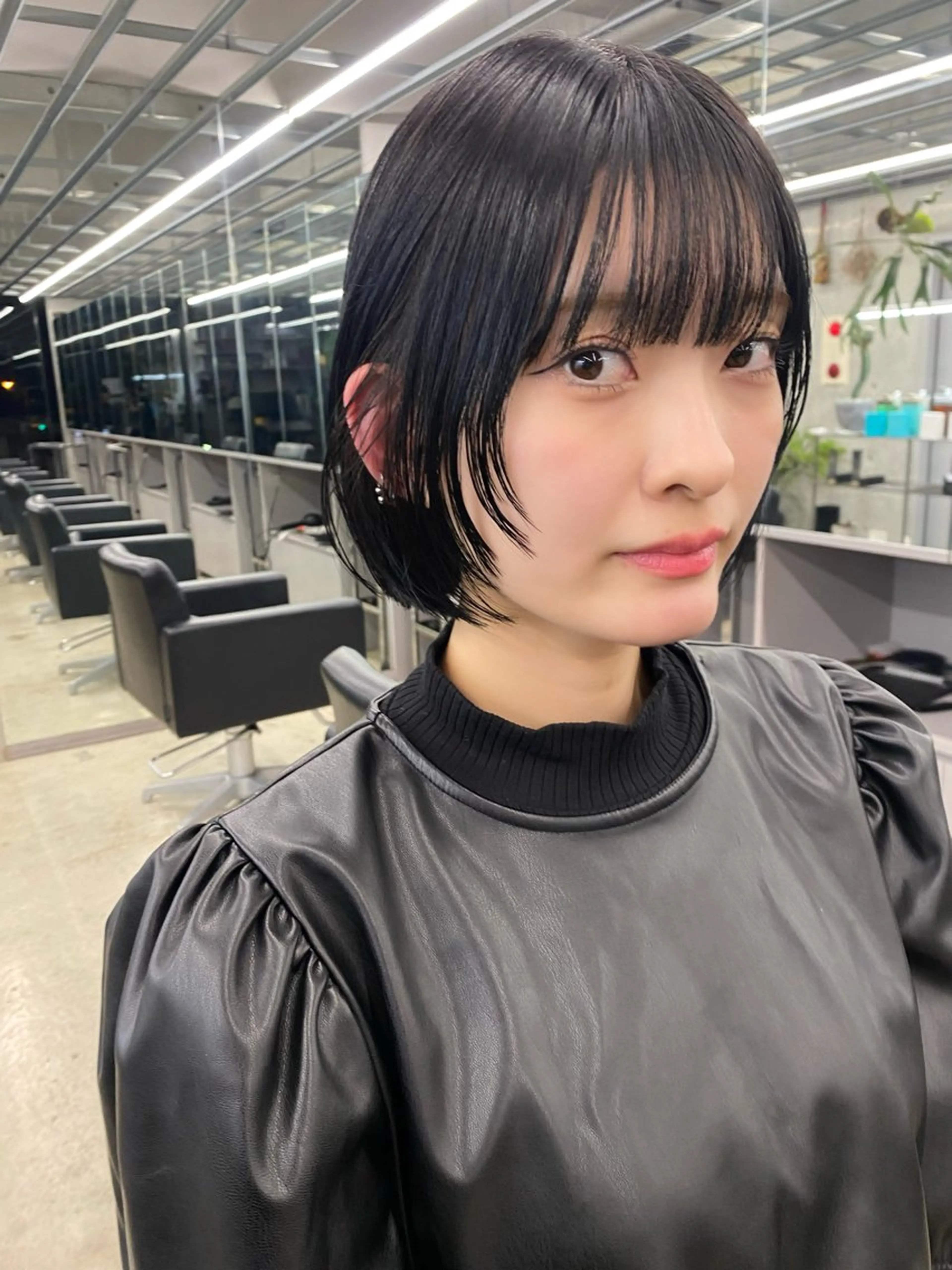 ショート カラー 黒髪 ボブ カット ヘアカラー トリートメント 似合わせカット レイヤー/ボブのヘアスタイル