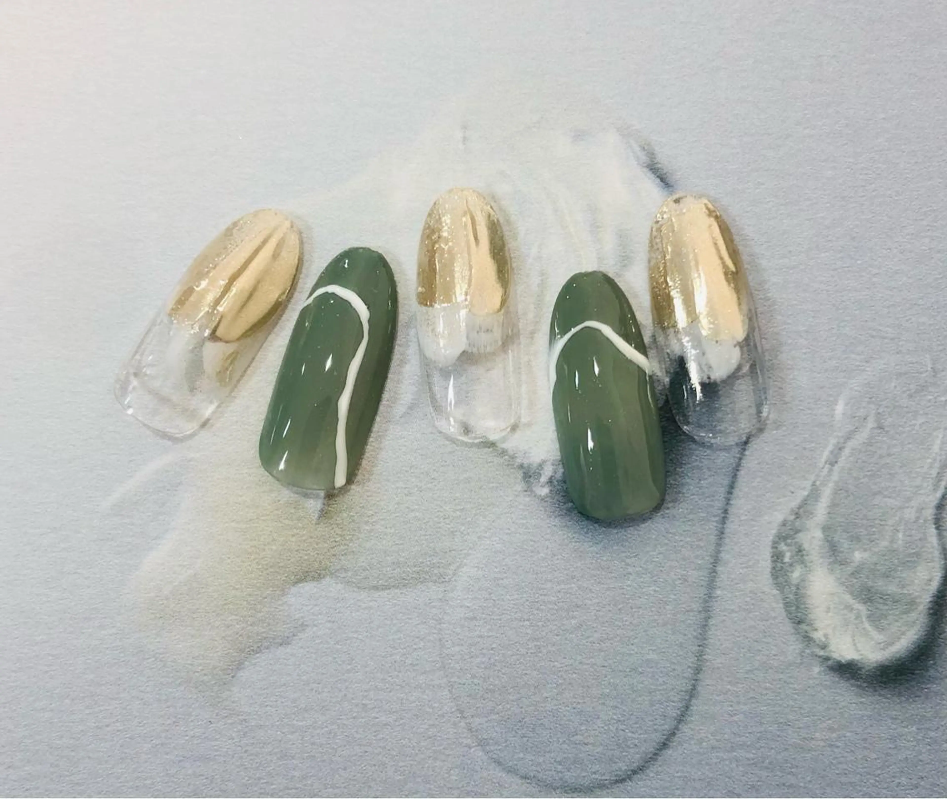 ネイル ニュアンスネイル H3 hitoのネイルデザイン