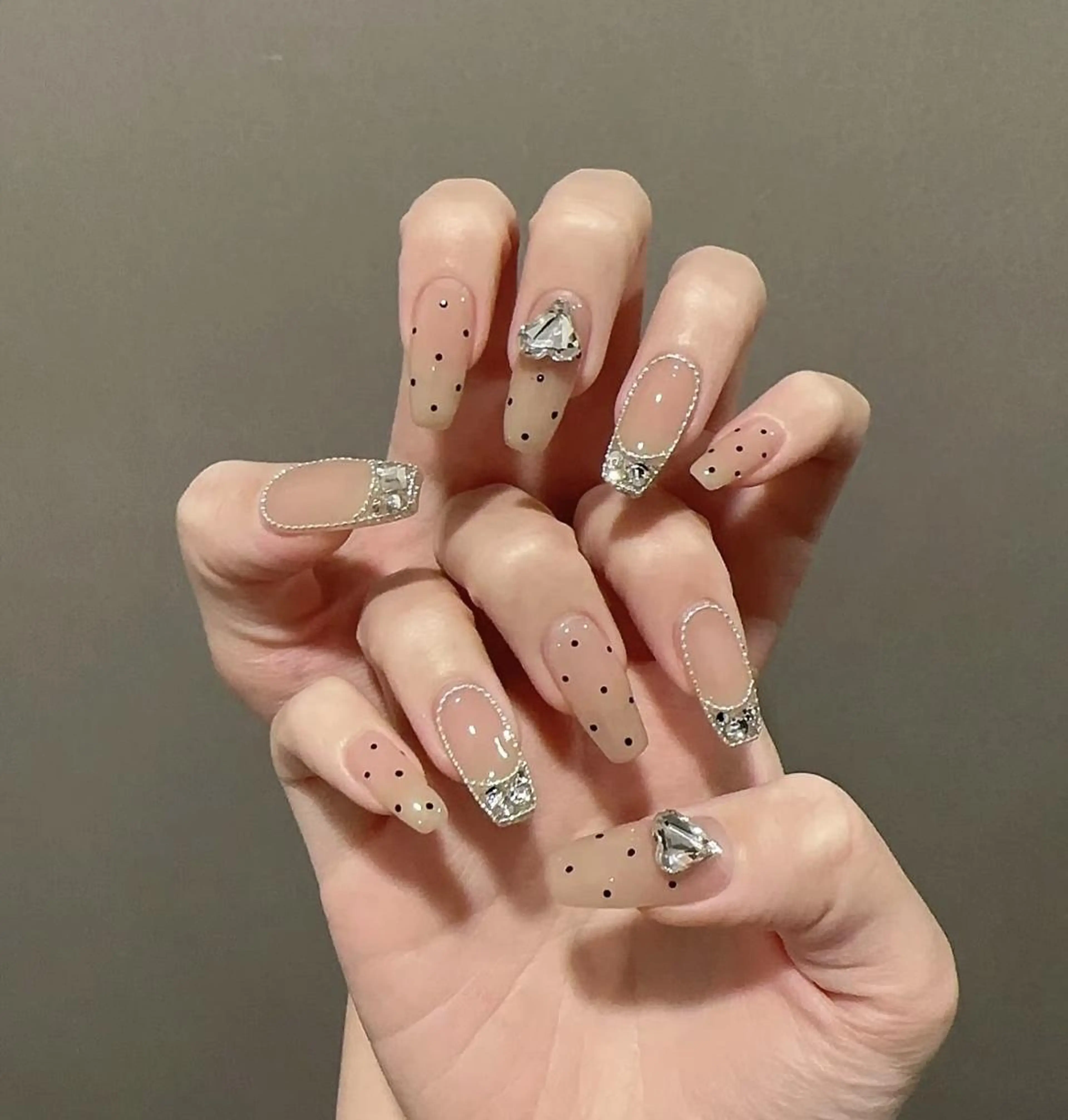ネイル エリ🫧 nail池袋東口のネイルデザイン