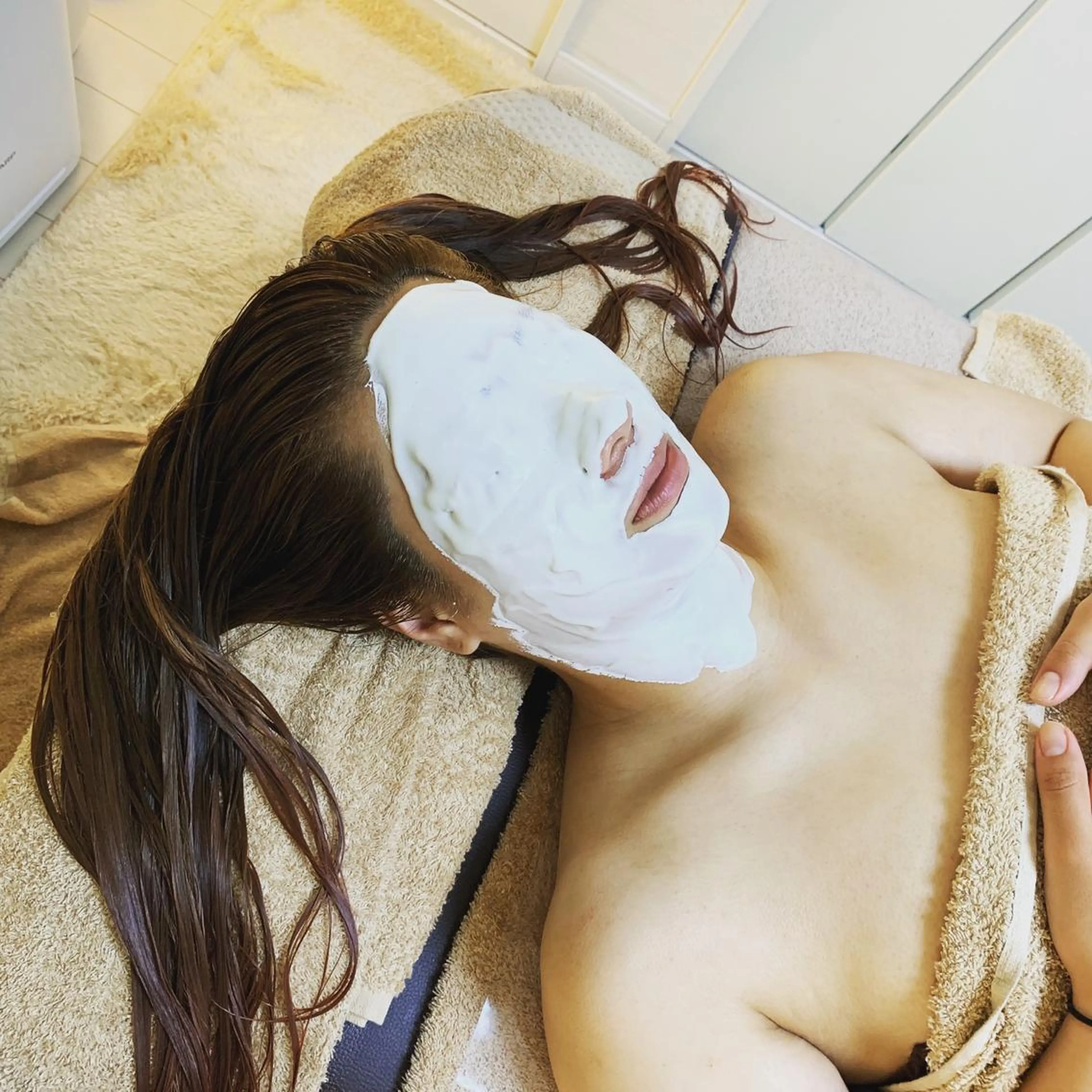 ロング カラー パーマ ヘアアレンジ キッズ ネイル マツエク・マツパ 小顔カット トリートメント エステティック Nanagiのエステ・リラクイメージ